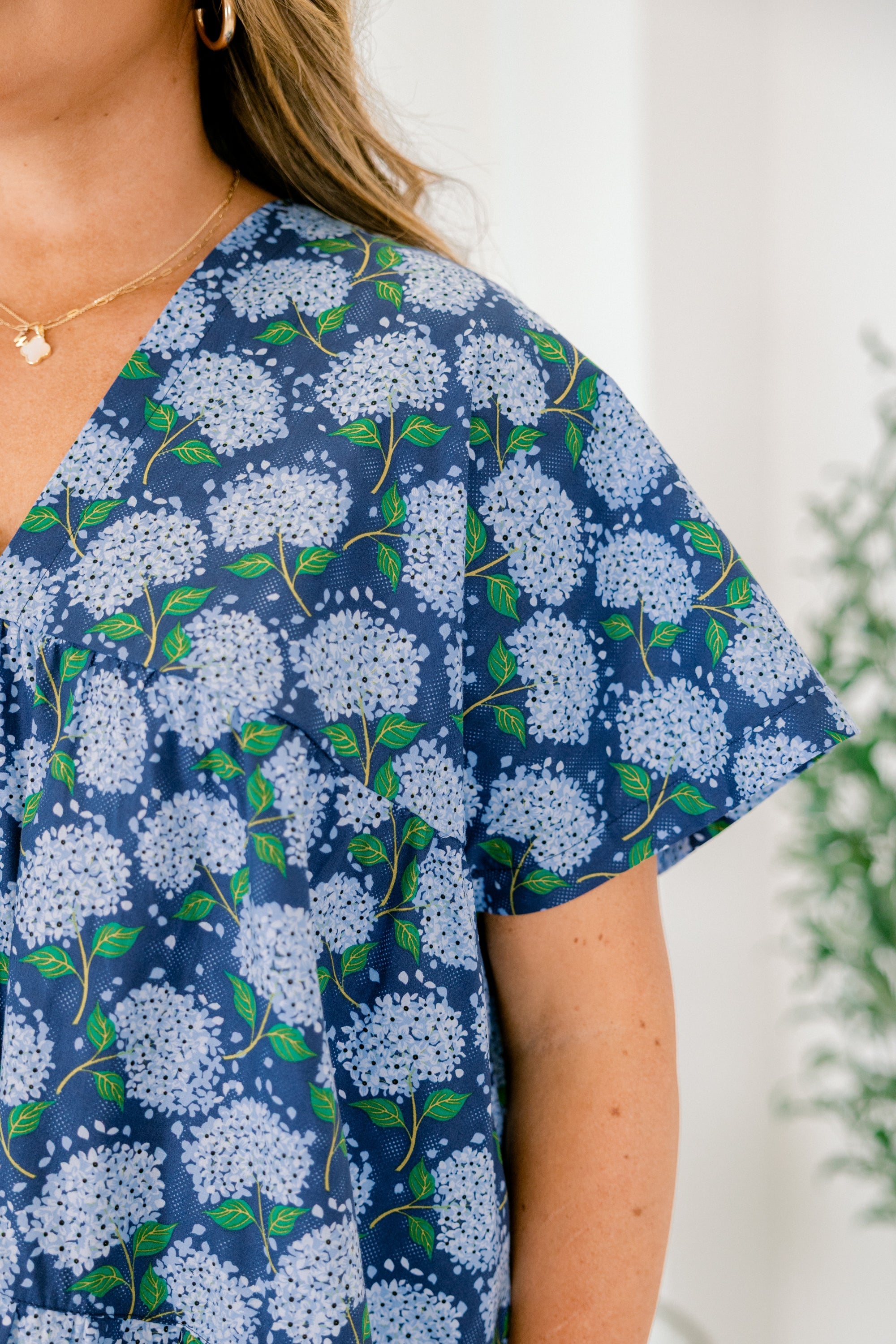 Aloha Spirits Top, Navy