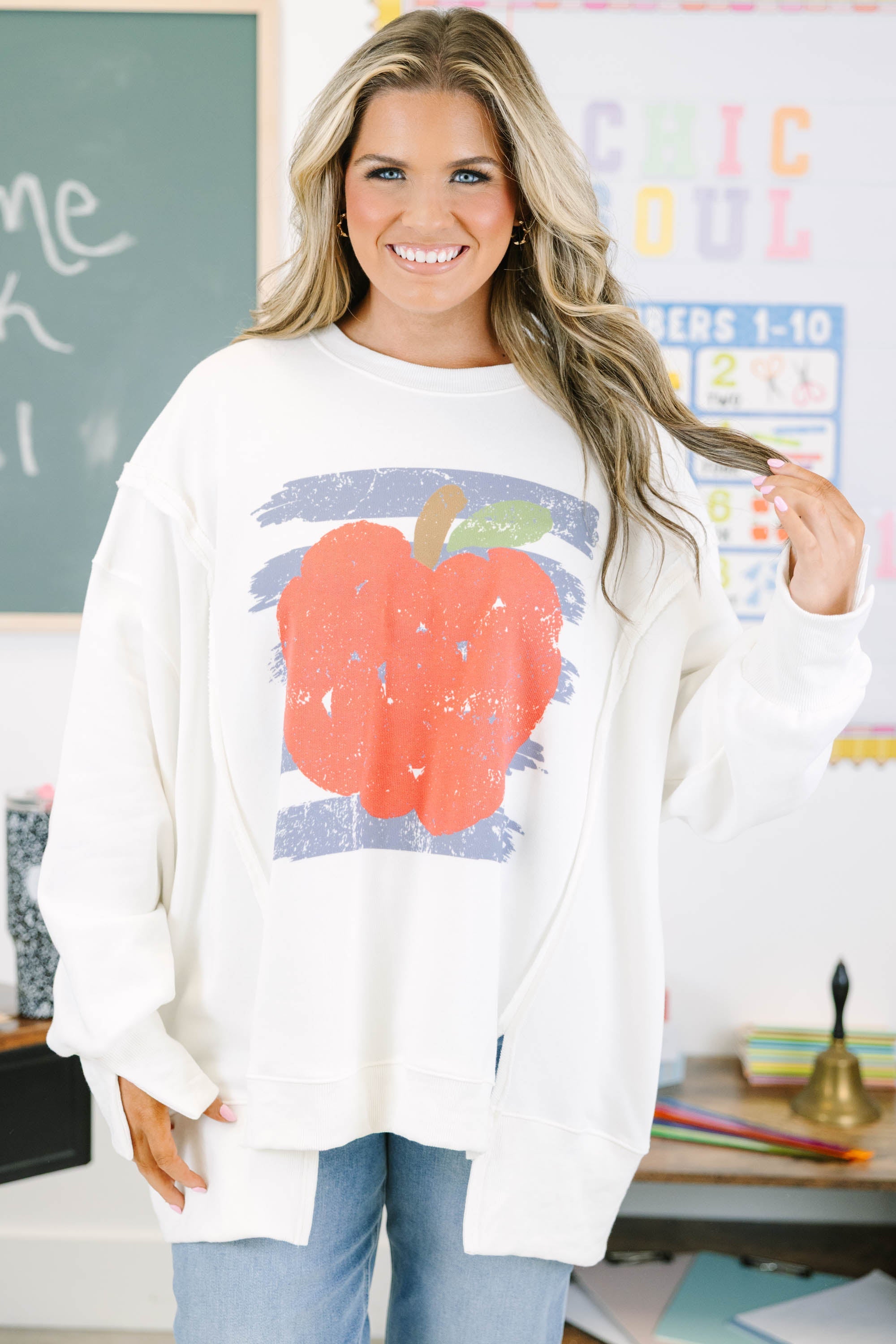 Apple for Teacher Comfy Crew, Ivory