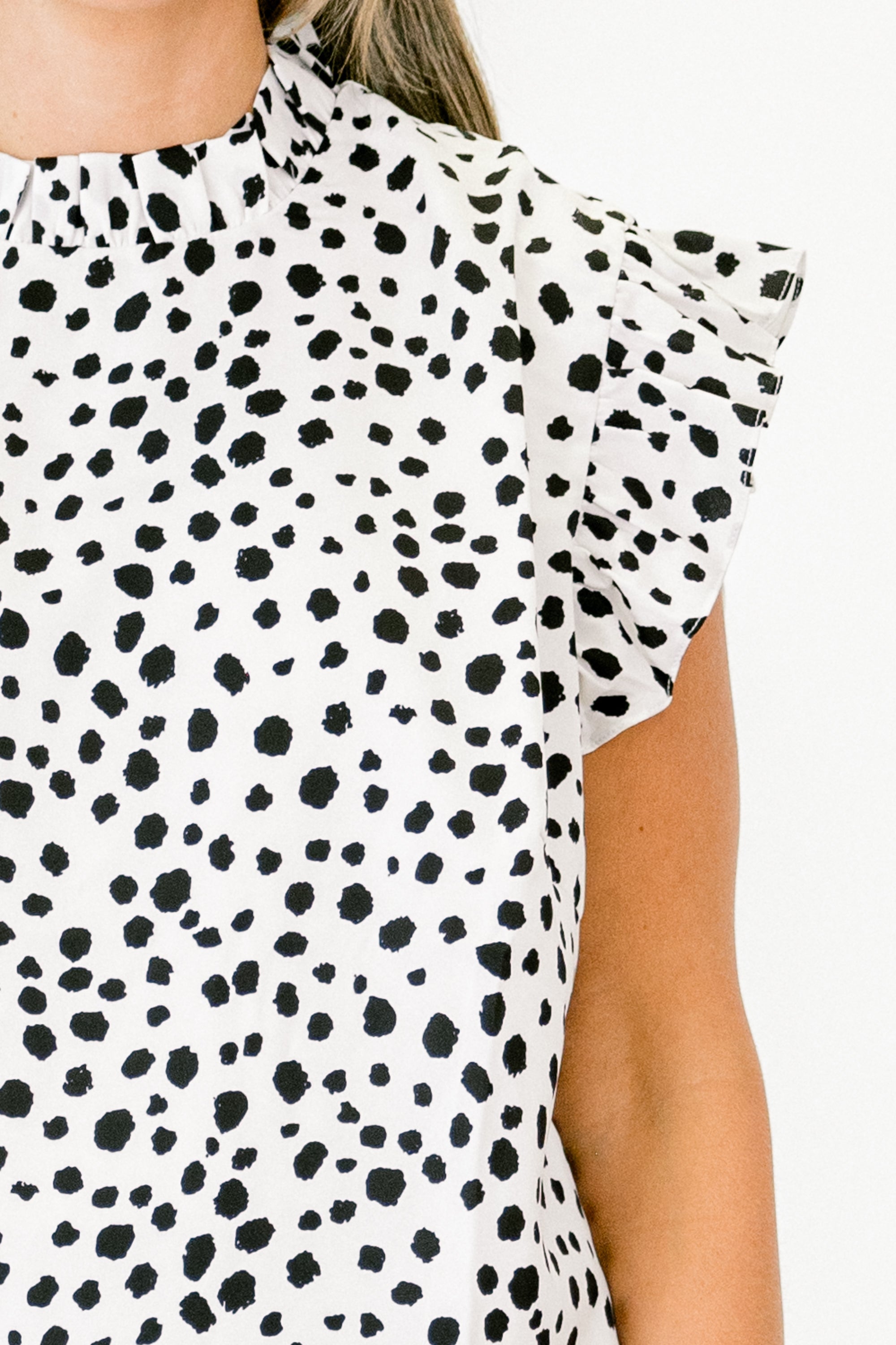 Be On The Dot Top, White