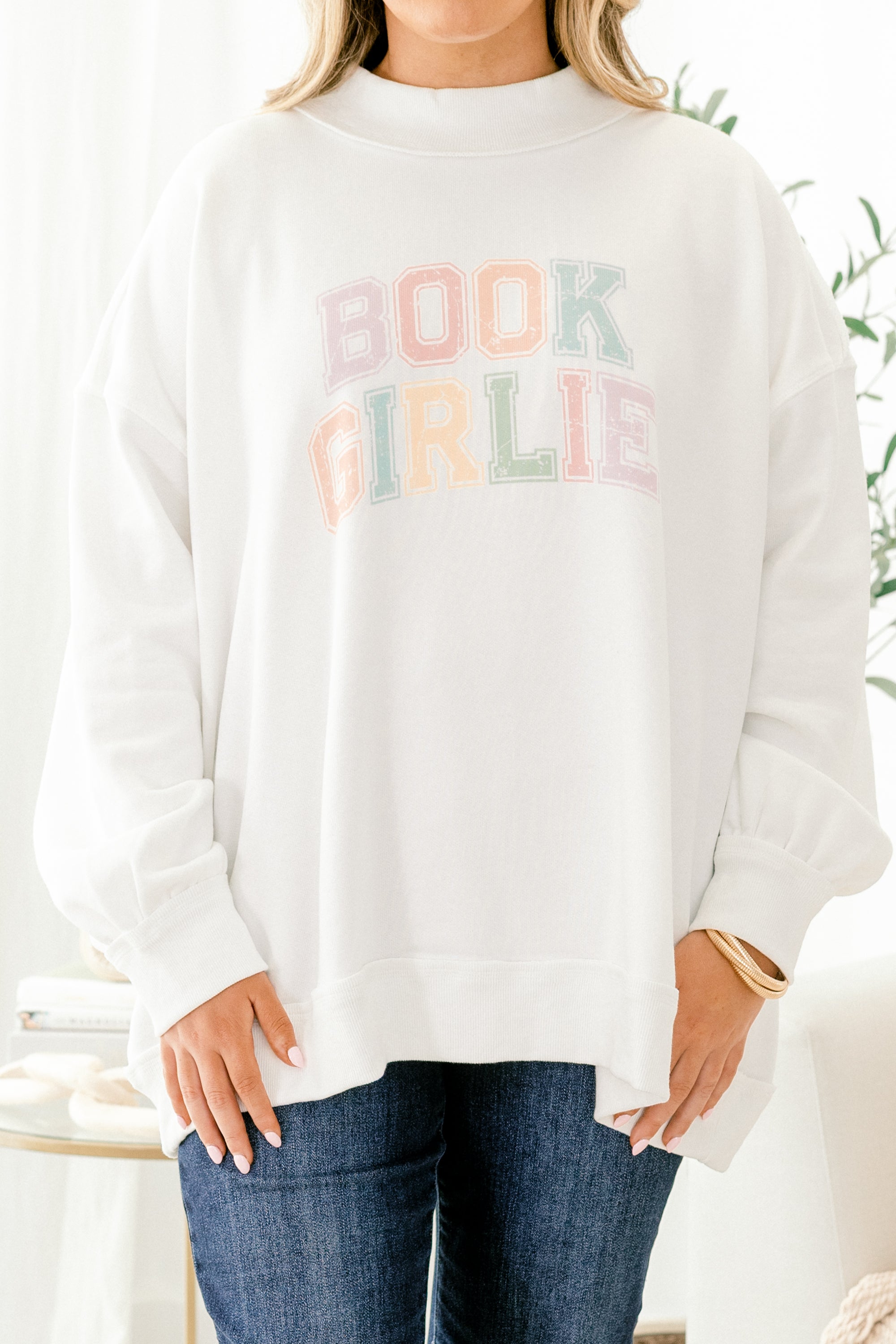 Book Girlie Mock Neck Pullover, Ivory