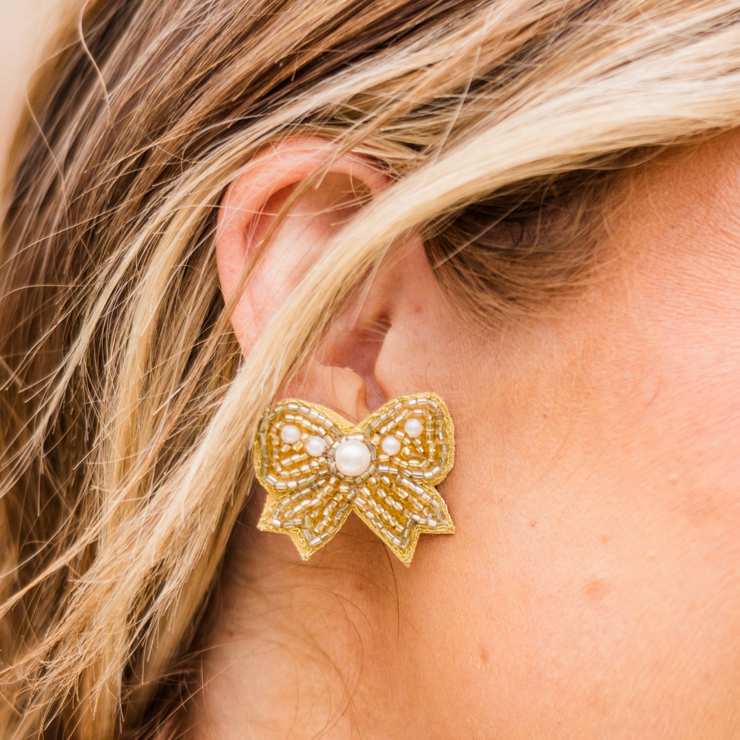 Bowdacious Pearl Earrings, Gold