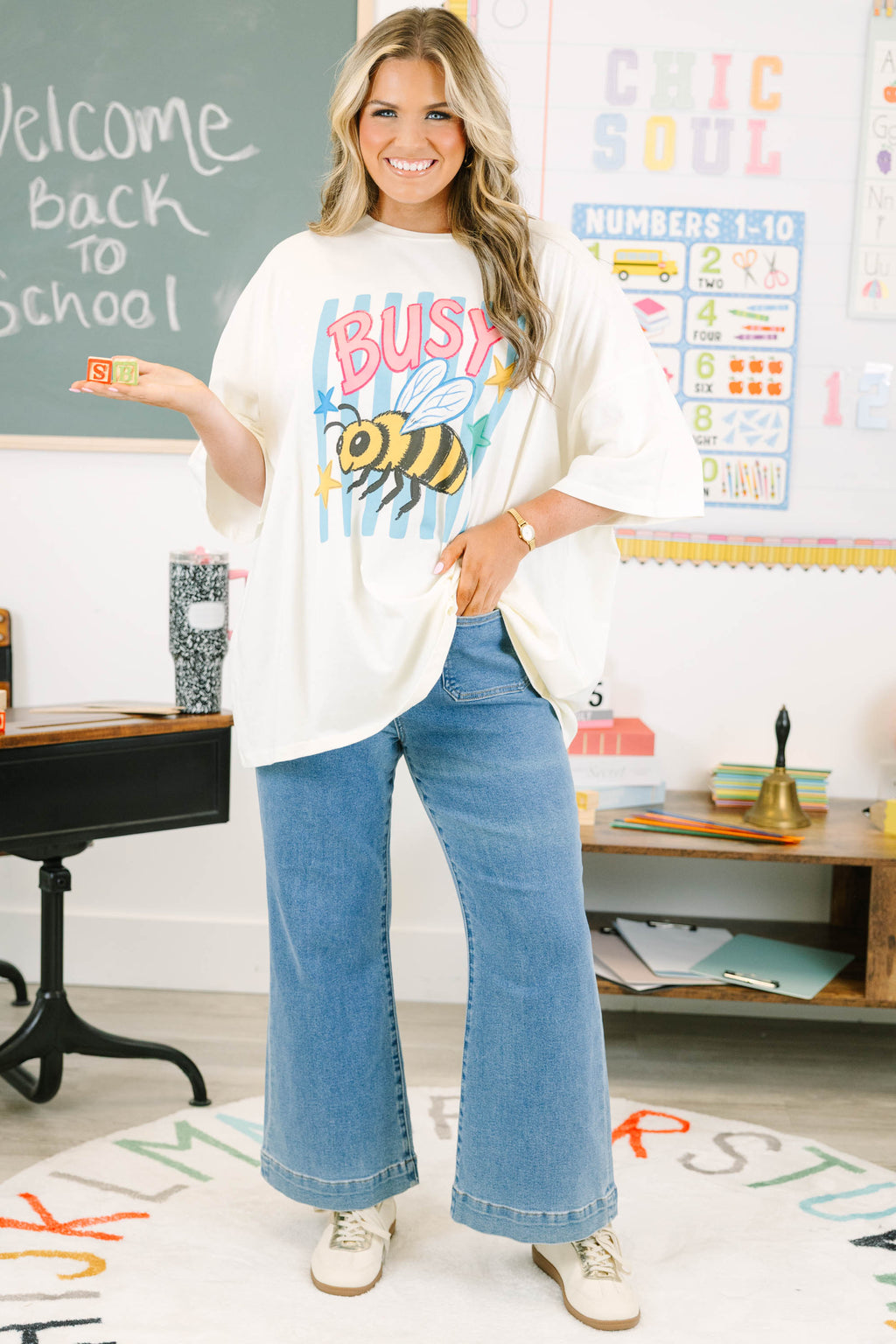 Busy Bee Boyfriend Tee, Ivory