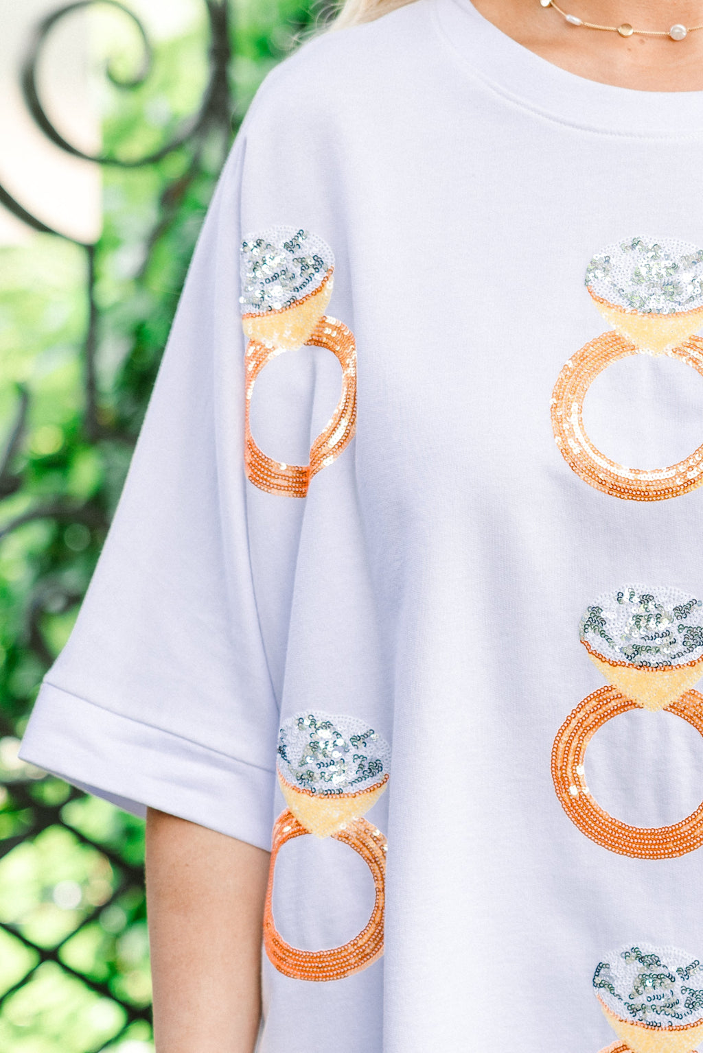 By Chance Top, White Ring
