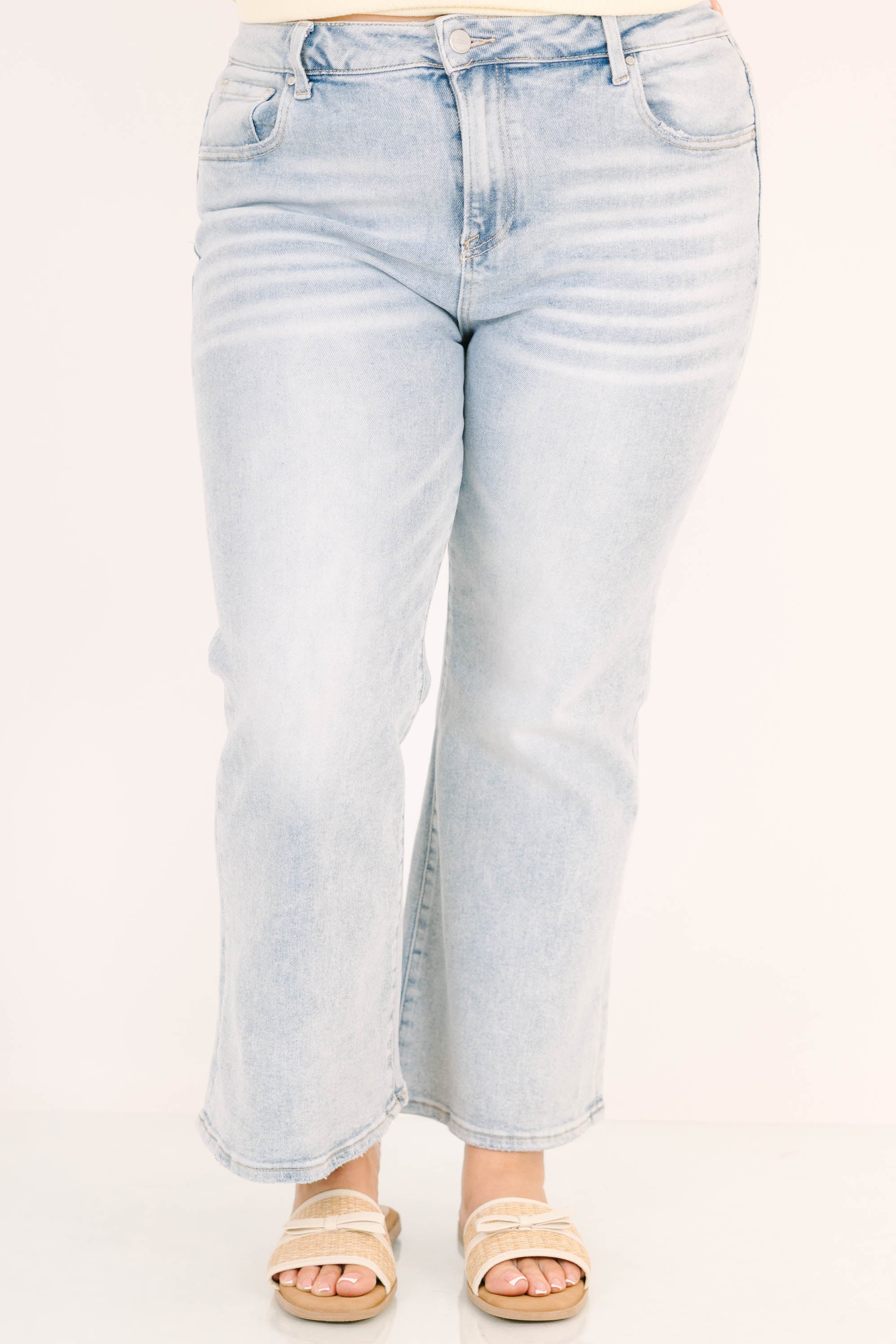 Center Stage Jeans, Light Wash