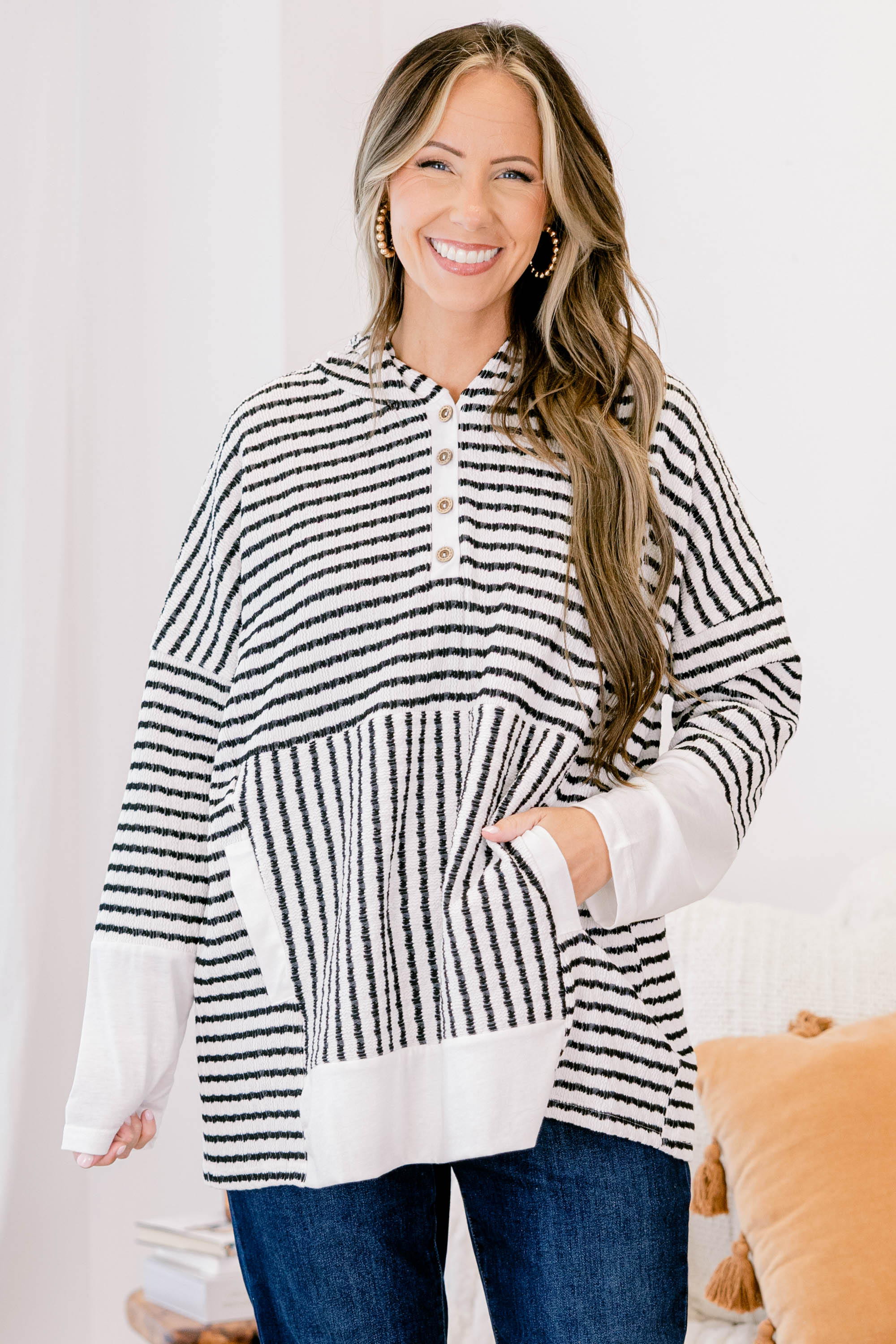 Coastal Breeze Hoodie, Cream-Black