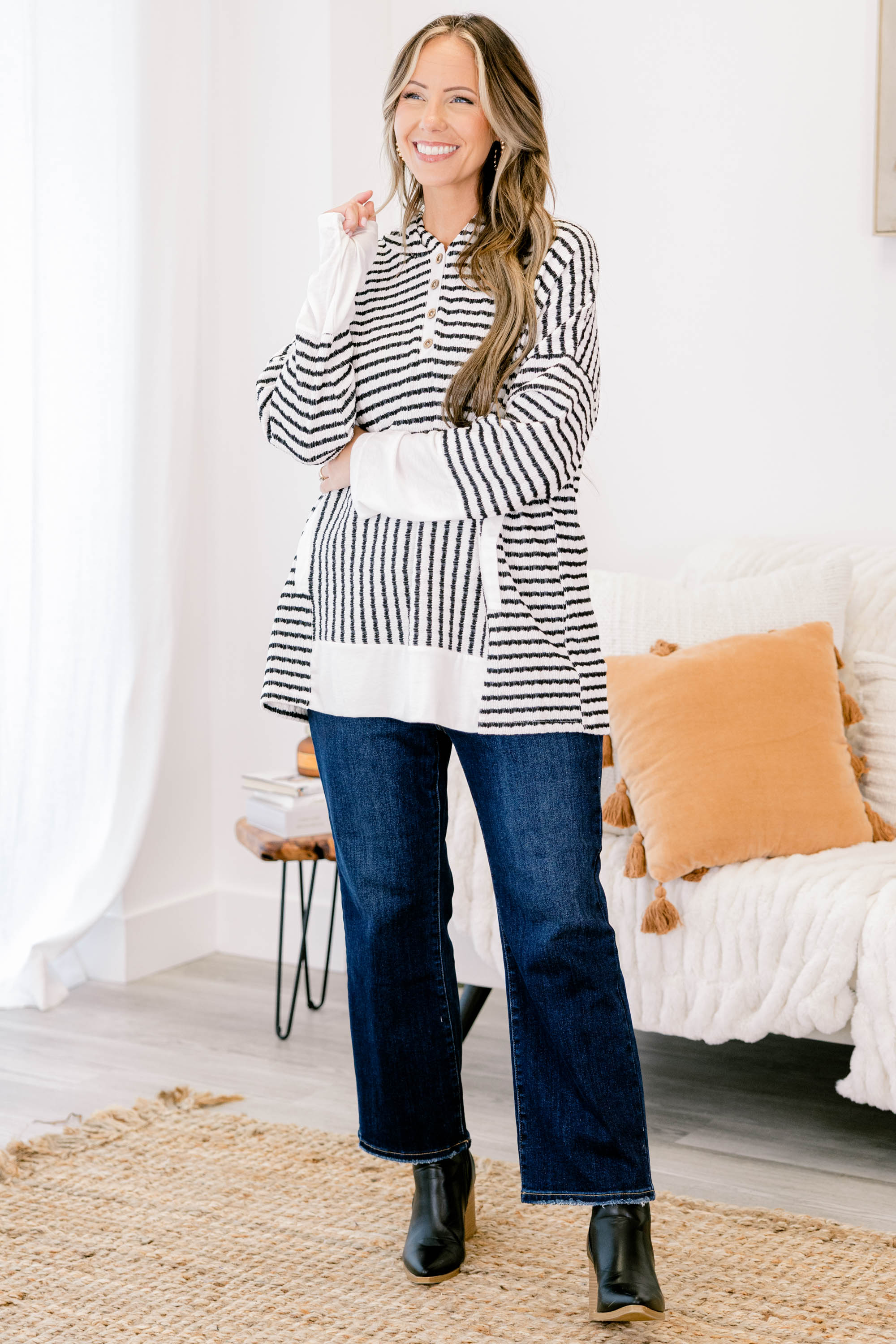 Coastal Breeze Hoodie, Cream-Black
