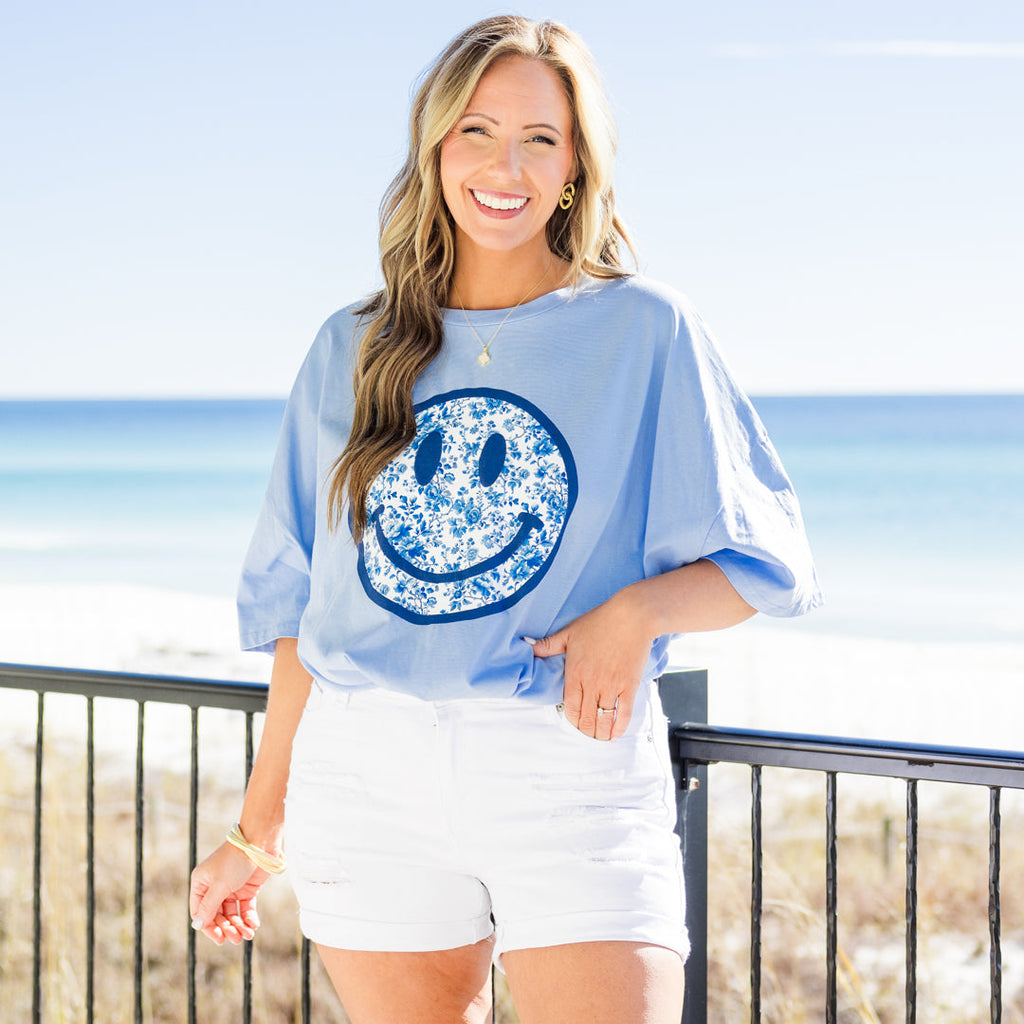 Coastal Smiles Boyfriend Tee, Spring Blue