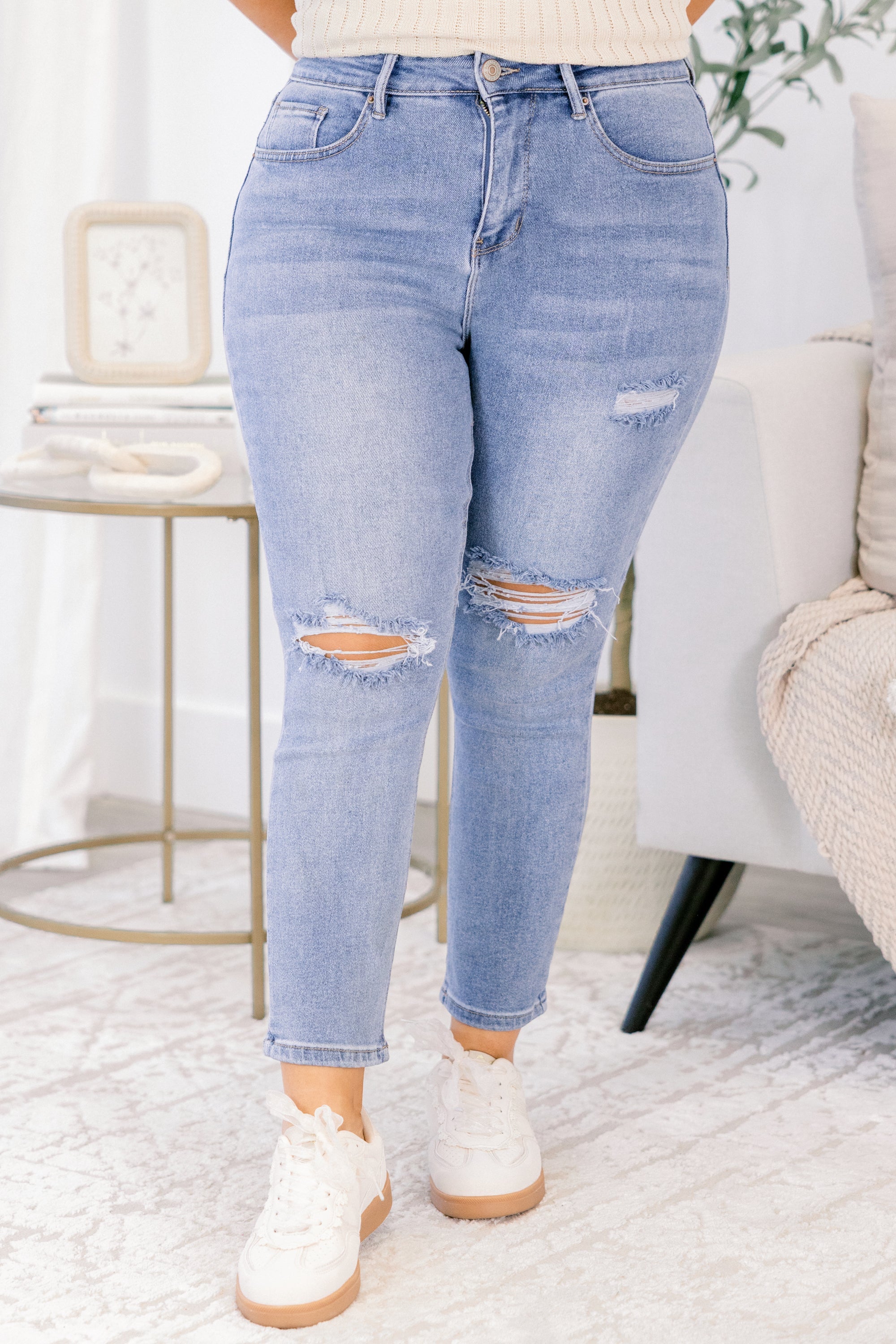 Coffee Date Jeans, Distressed Blue