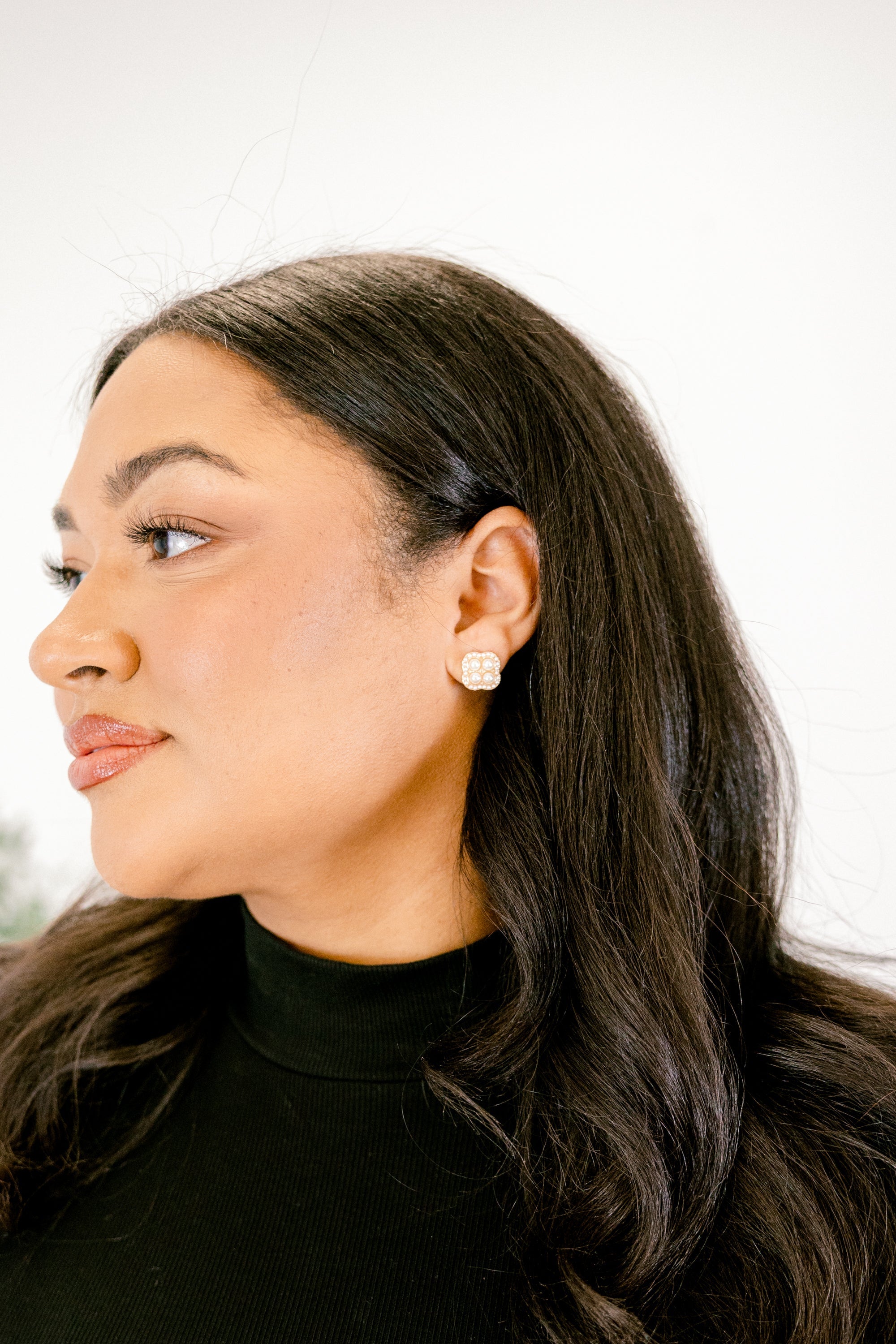 Comes Back Around Earrings, Pearl
