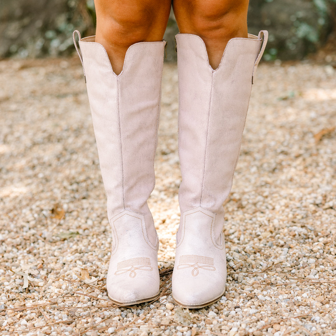Corky's: Dusty Rose Trail Boots, Putty Crackle