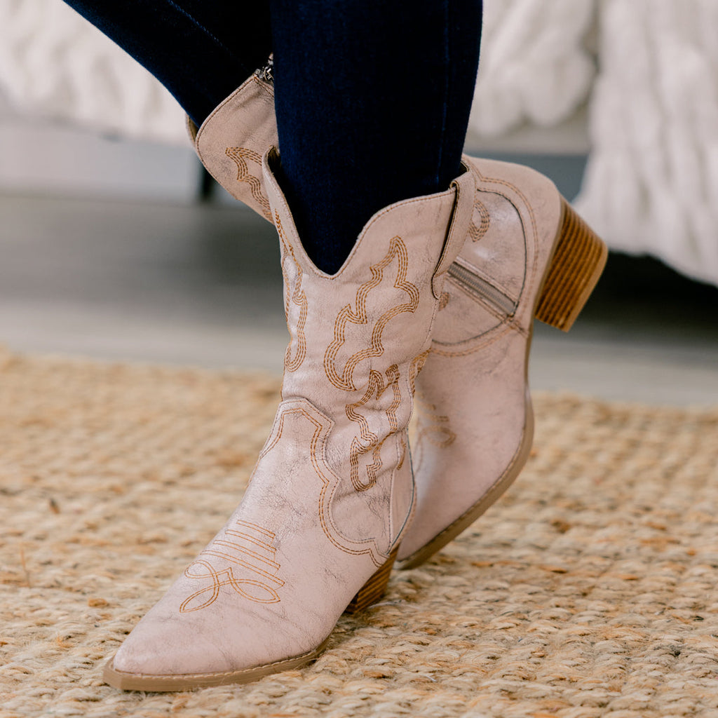 Corky's: Keeping Up With You Boots, Putty Crackle