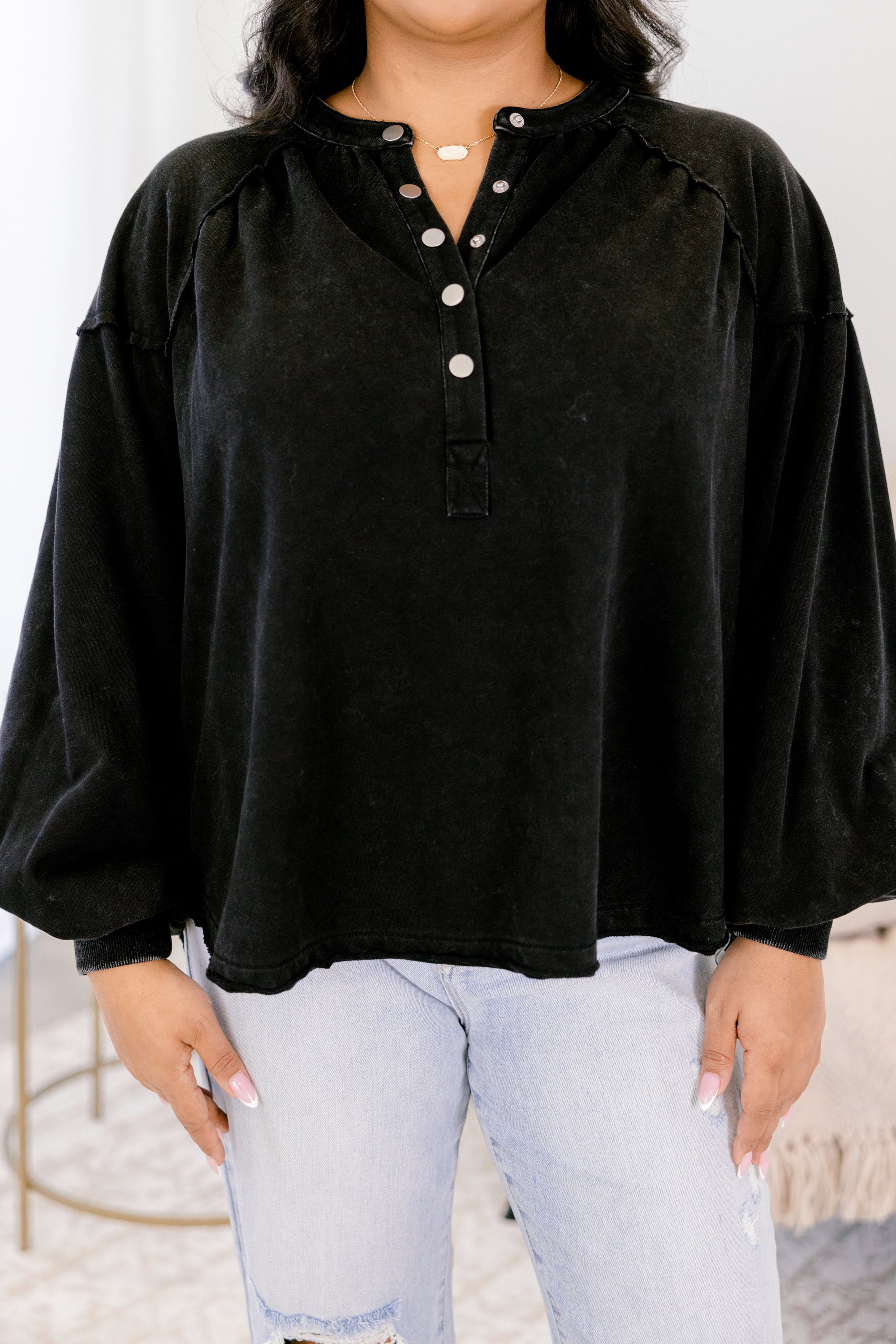 Crimson Sunset Pullover, Black
