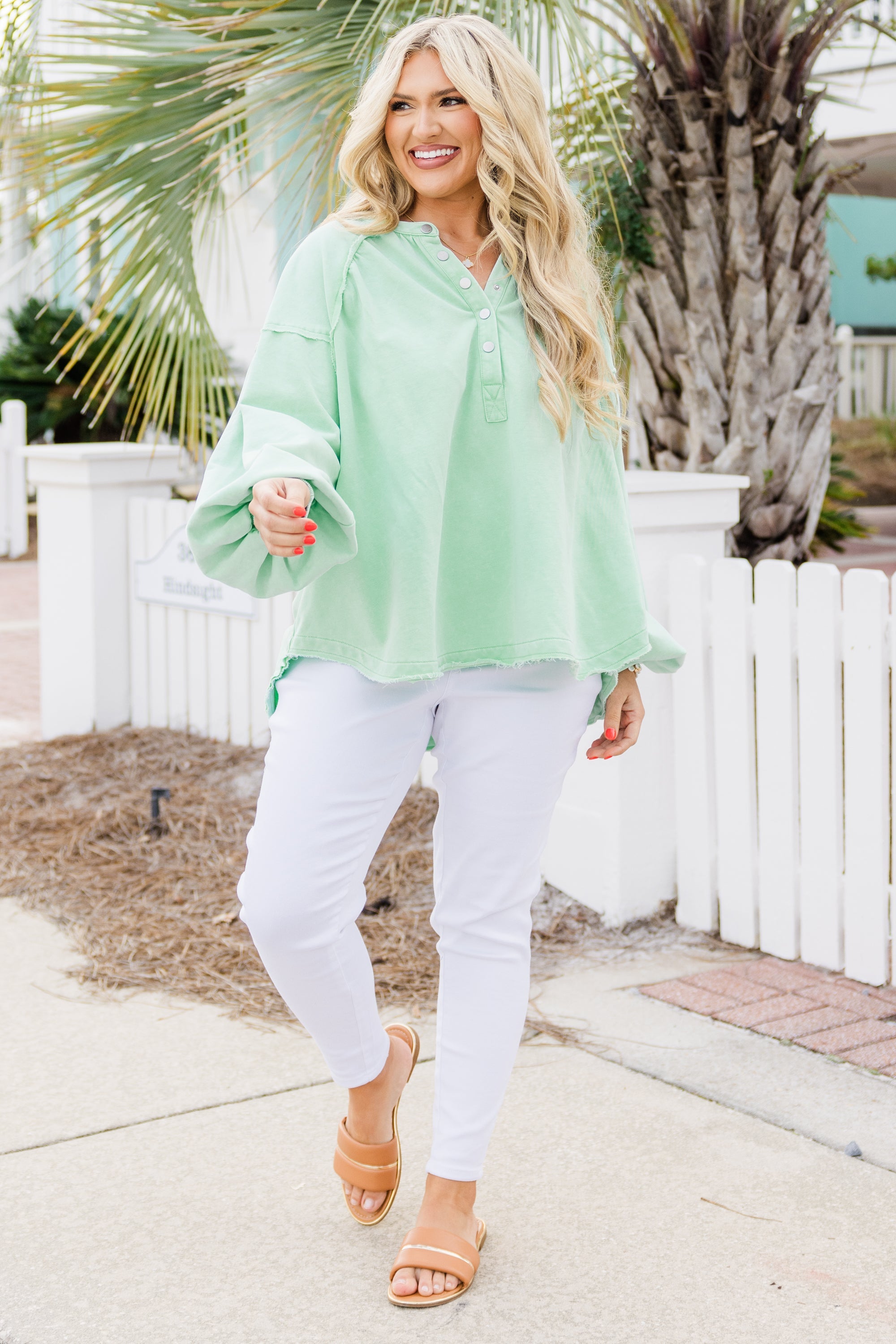 Crimson Sunset Pullover, Mint