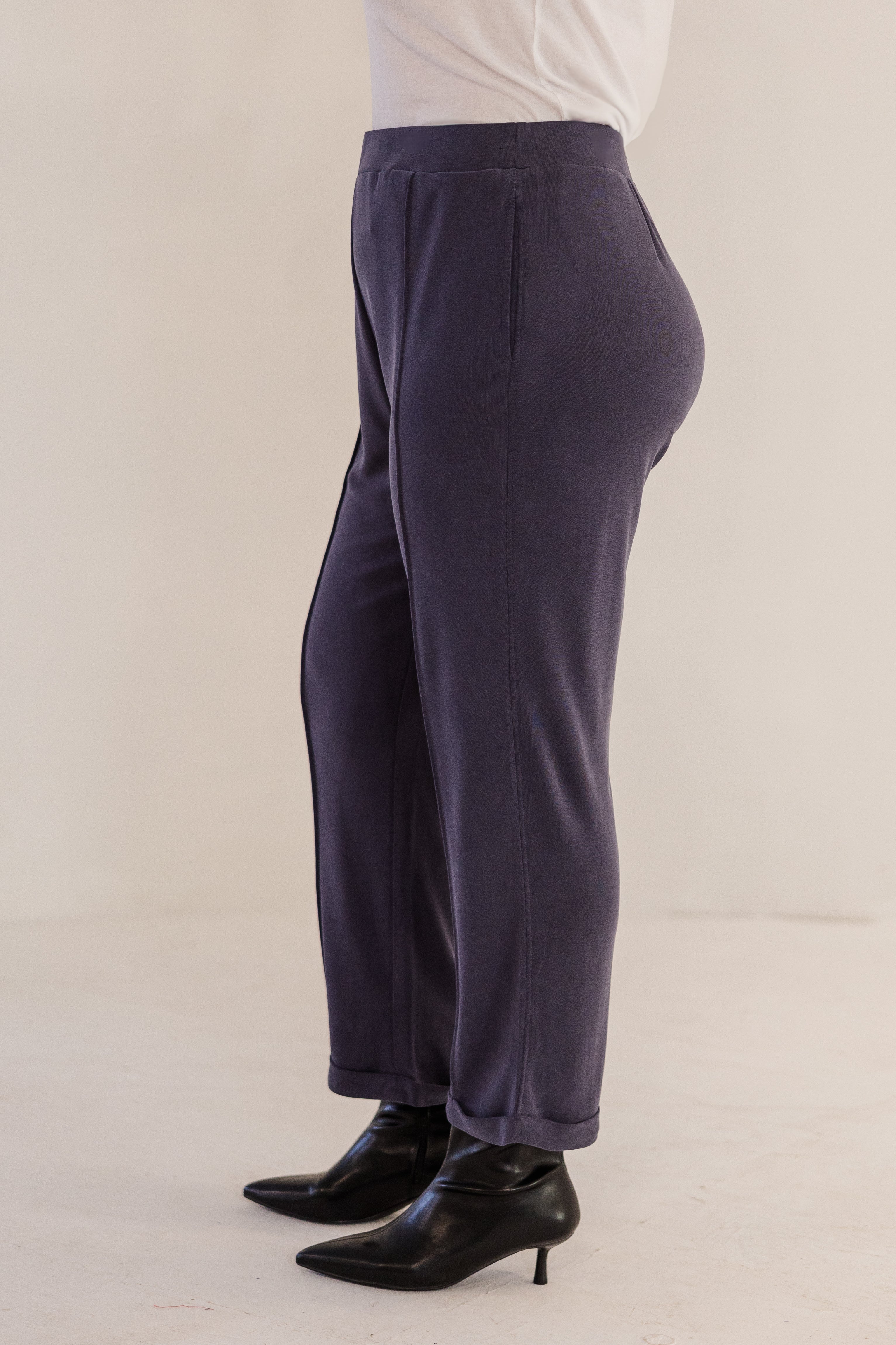Chloe Pintuck Taper Pant, Ink Navy