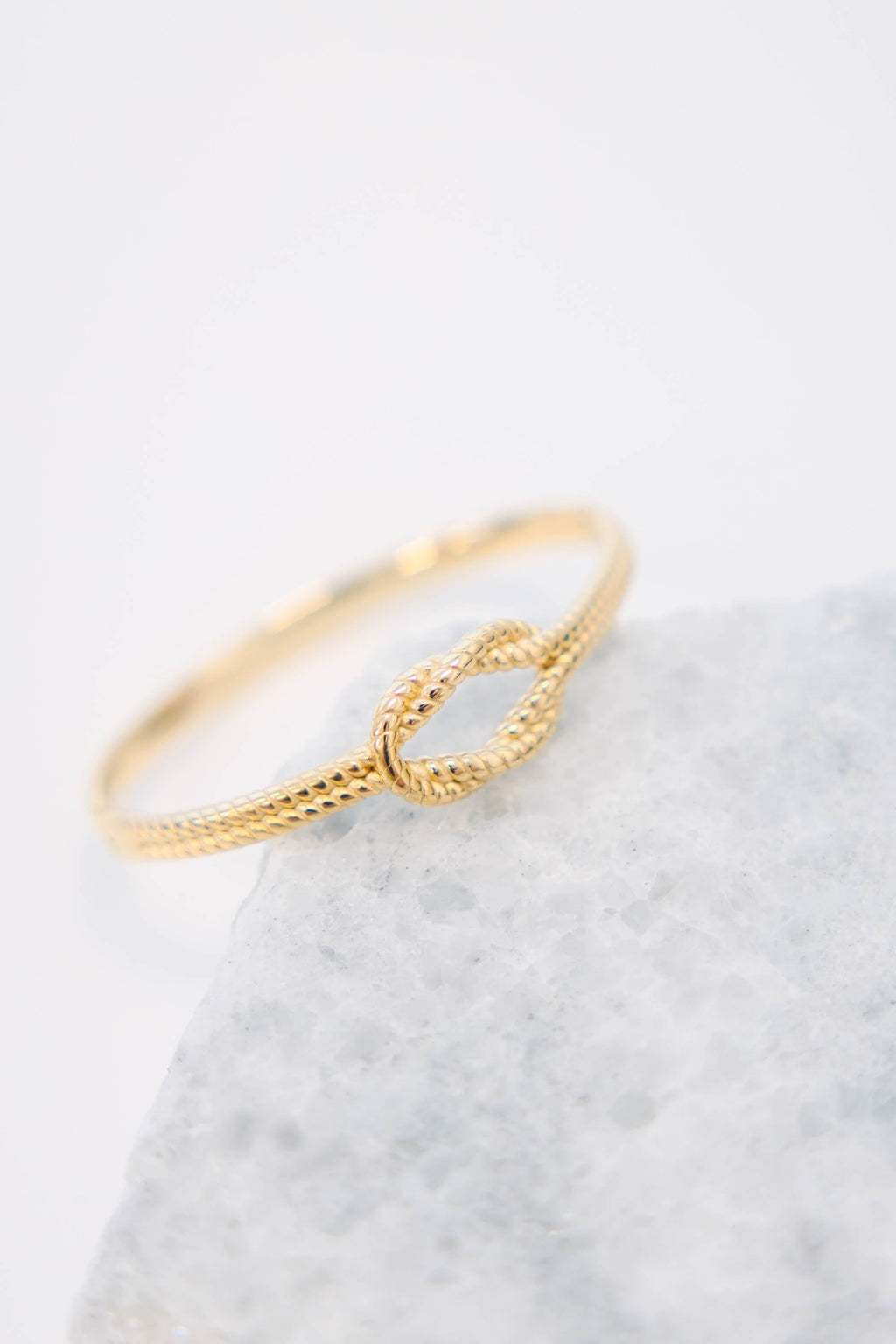Daisy Chain Details Bracelet, Gold