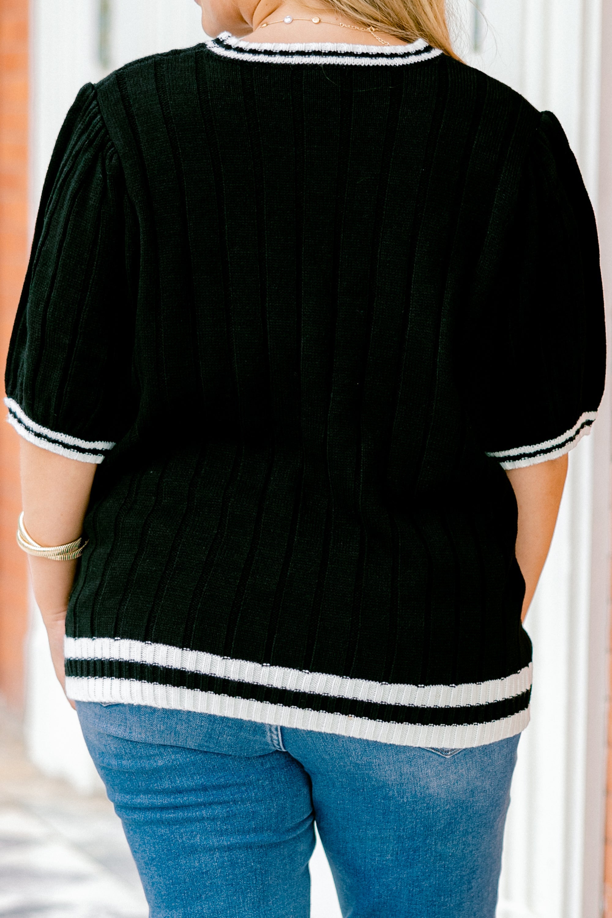 Doesn't Add Up Top, Black