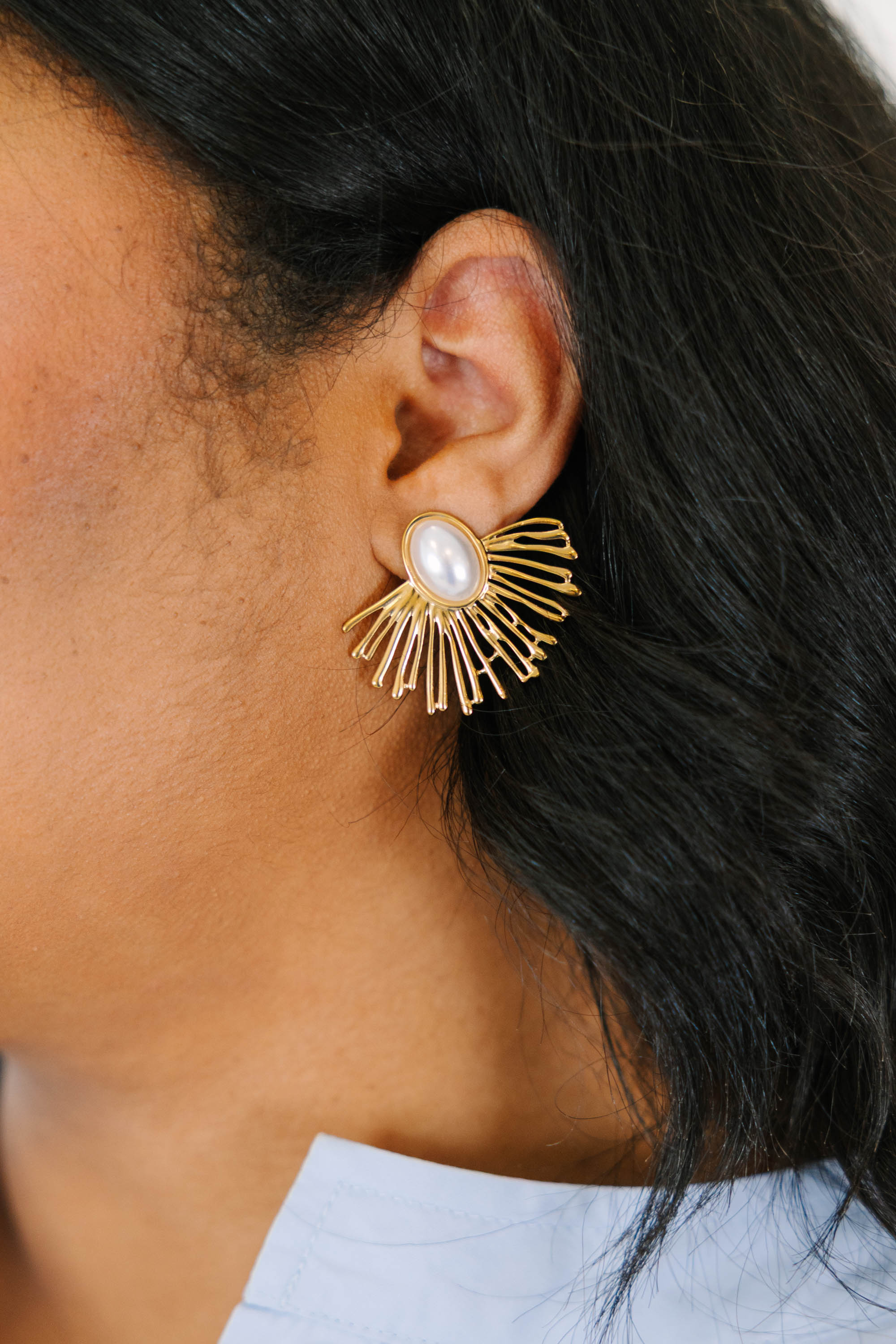 Dreamy Details Earrings, Gold