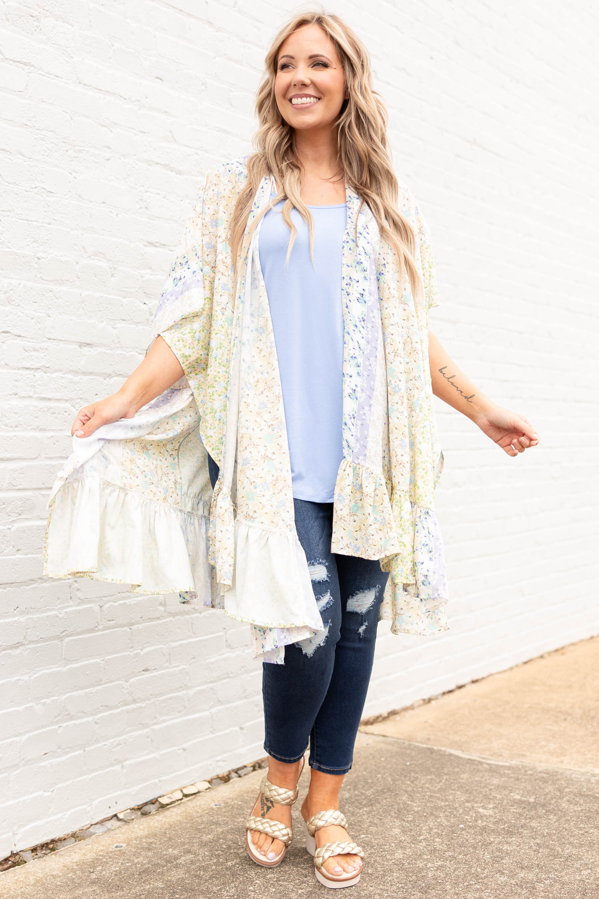 Spring Sights Kimono, Taupe