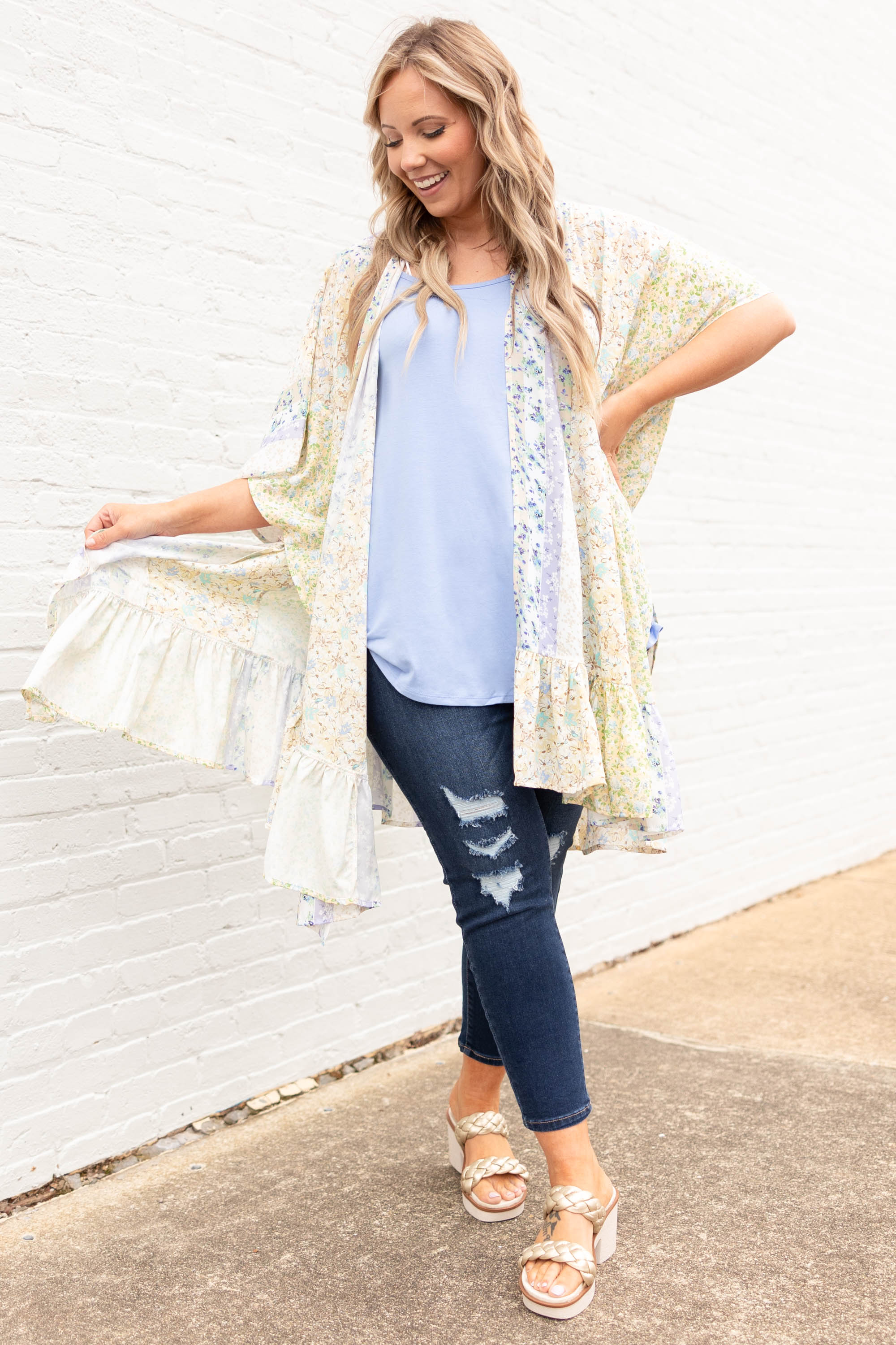 Spring Sights Kimono, Taupe