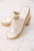 Eyes On Us Wedges, Gold