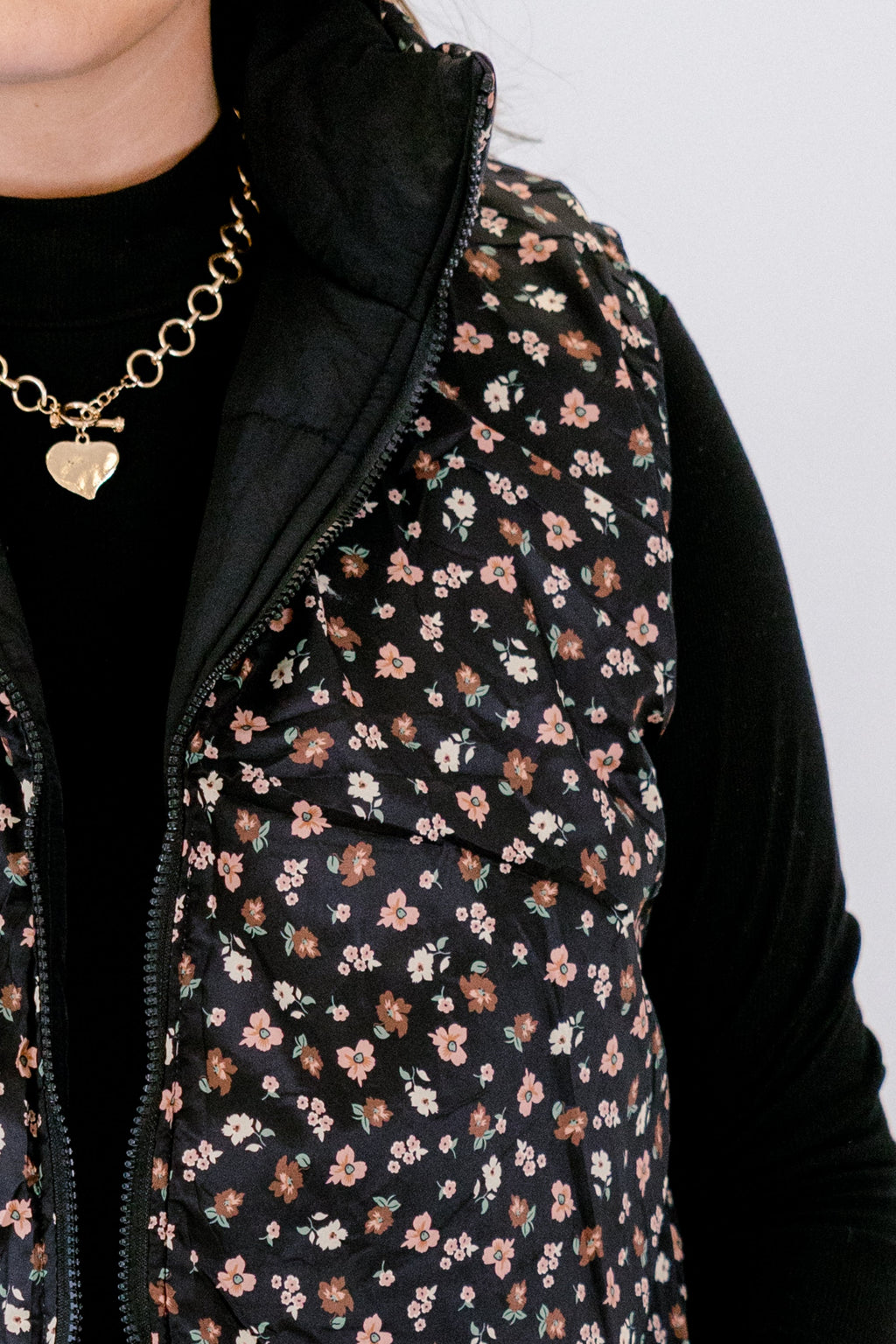 Still Feel The Same Vest, Black