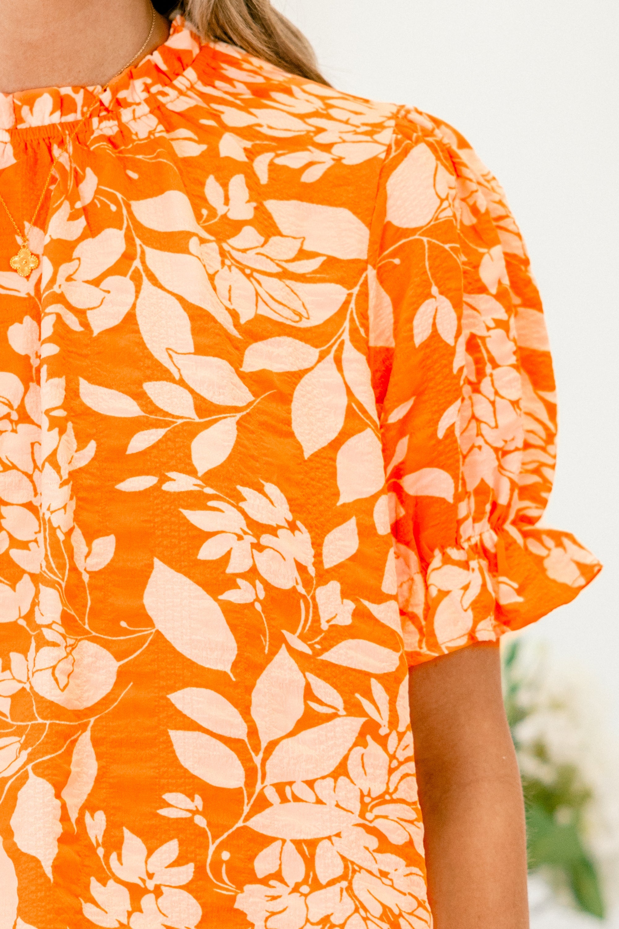 Feel It In The Air Top, Orange