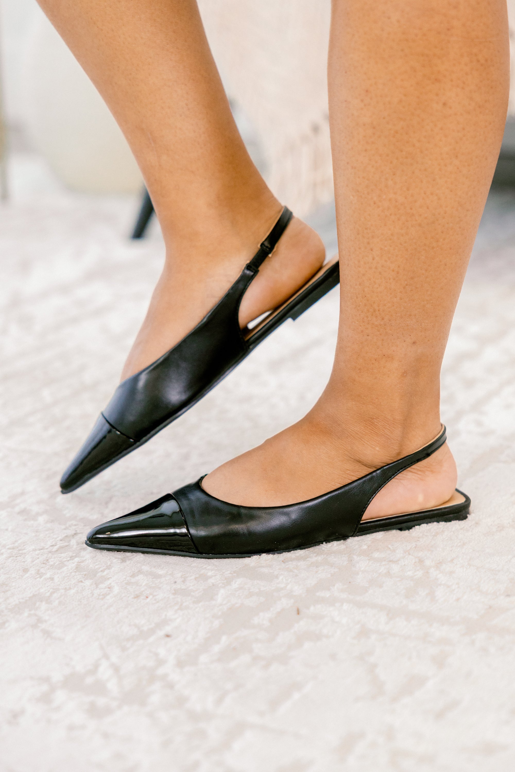 Fiercely Stunned Flats, Black
