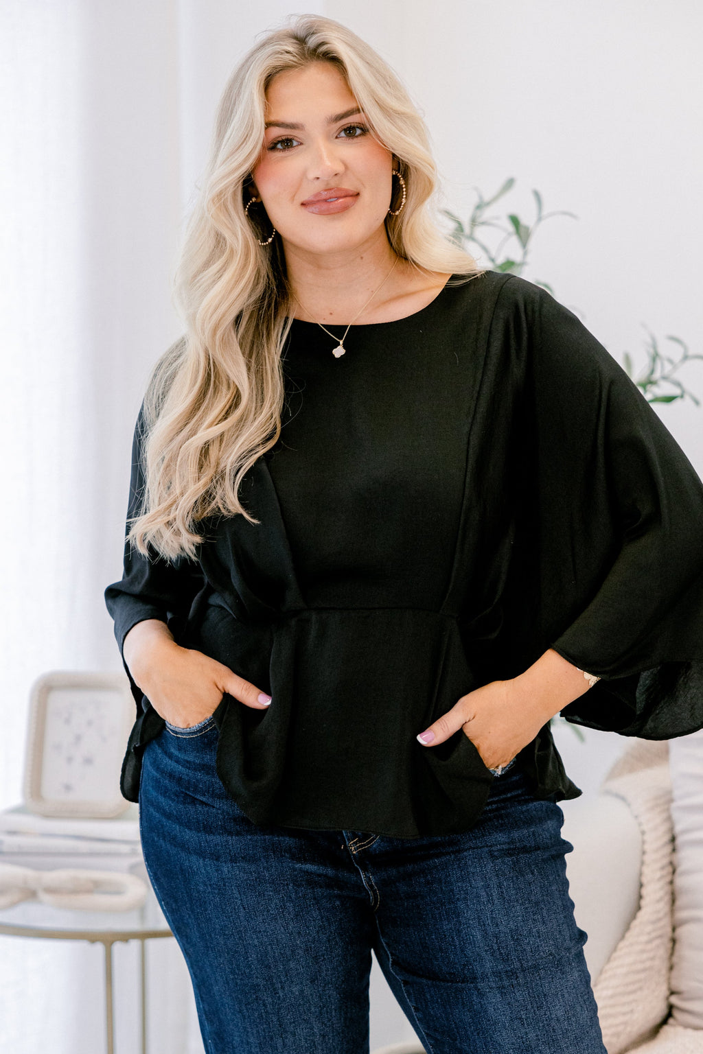Figuring Things Out Top, Black