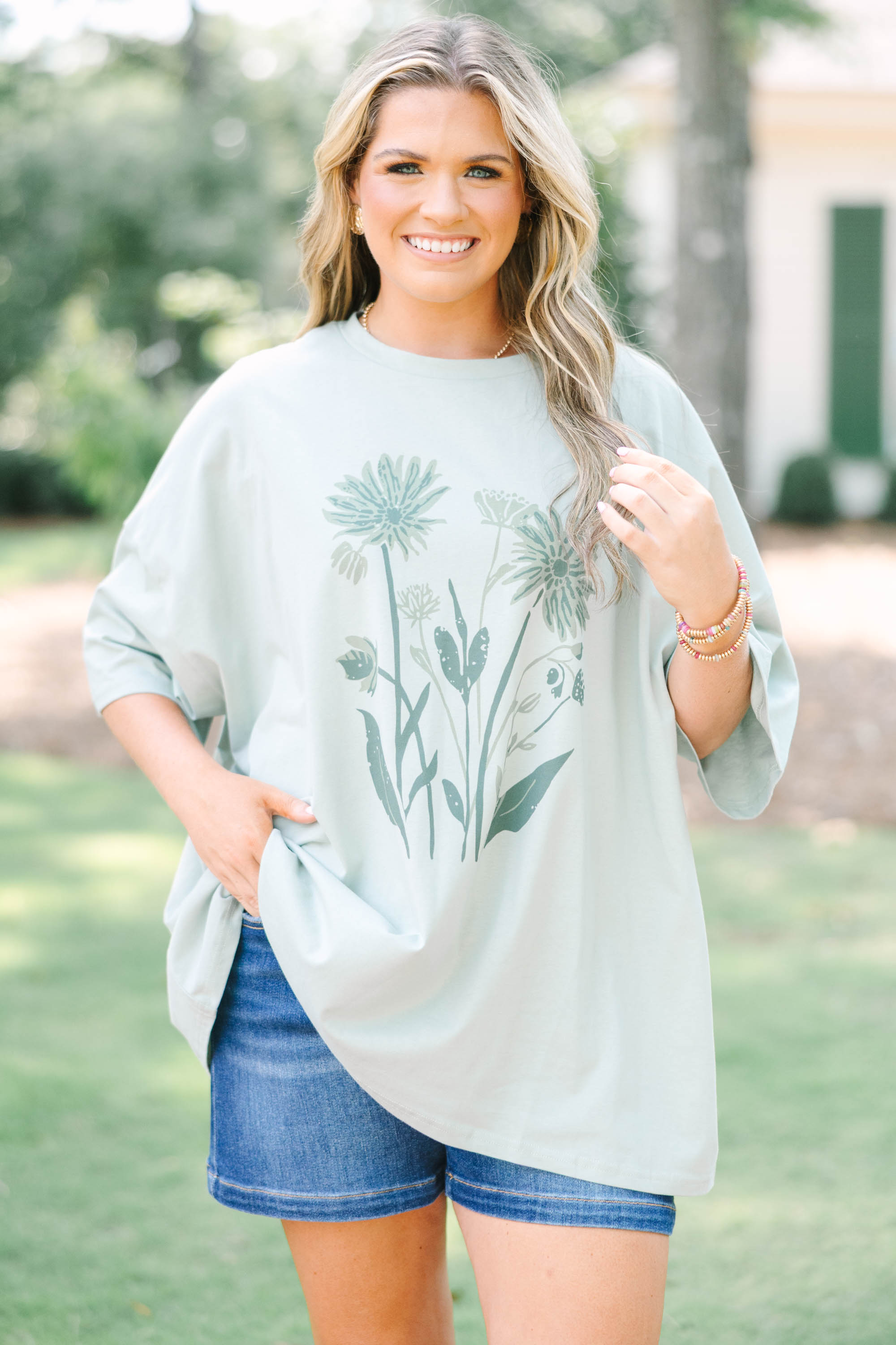 Flower Garden Boyfriend Tee, Light Sage