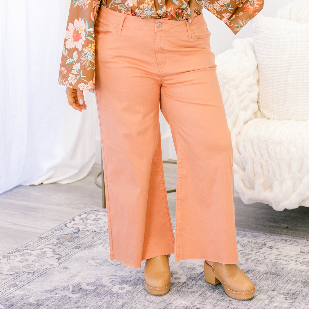 Forever Daydreaming Jeans, Rose Pink