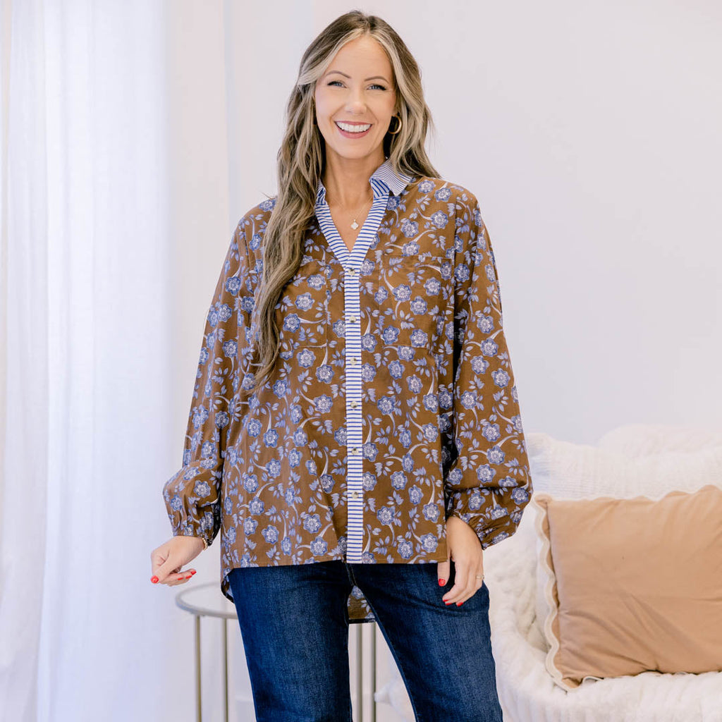 Garden Time Top, Brown-Blue Floral