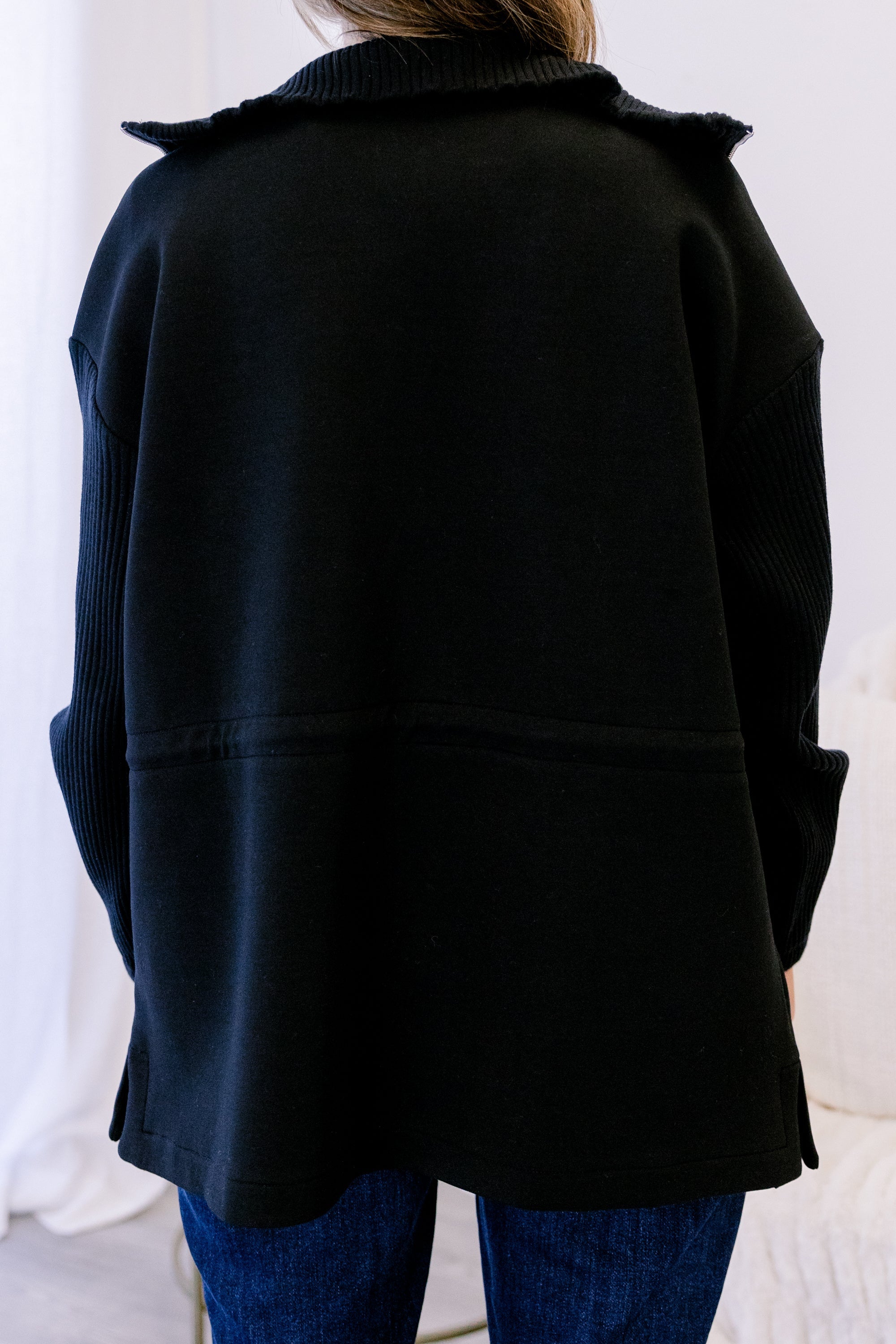 Gather Around The Fire Jacket, Black