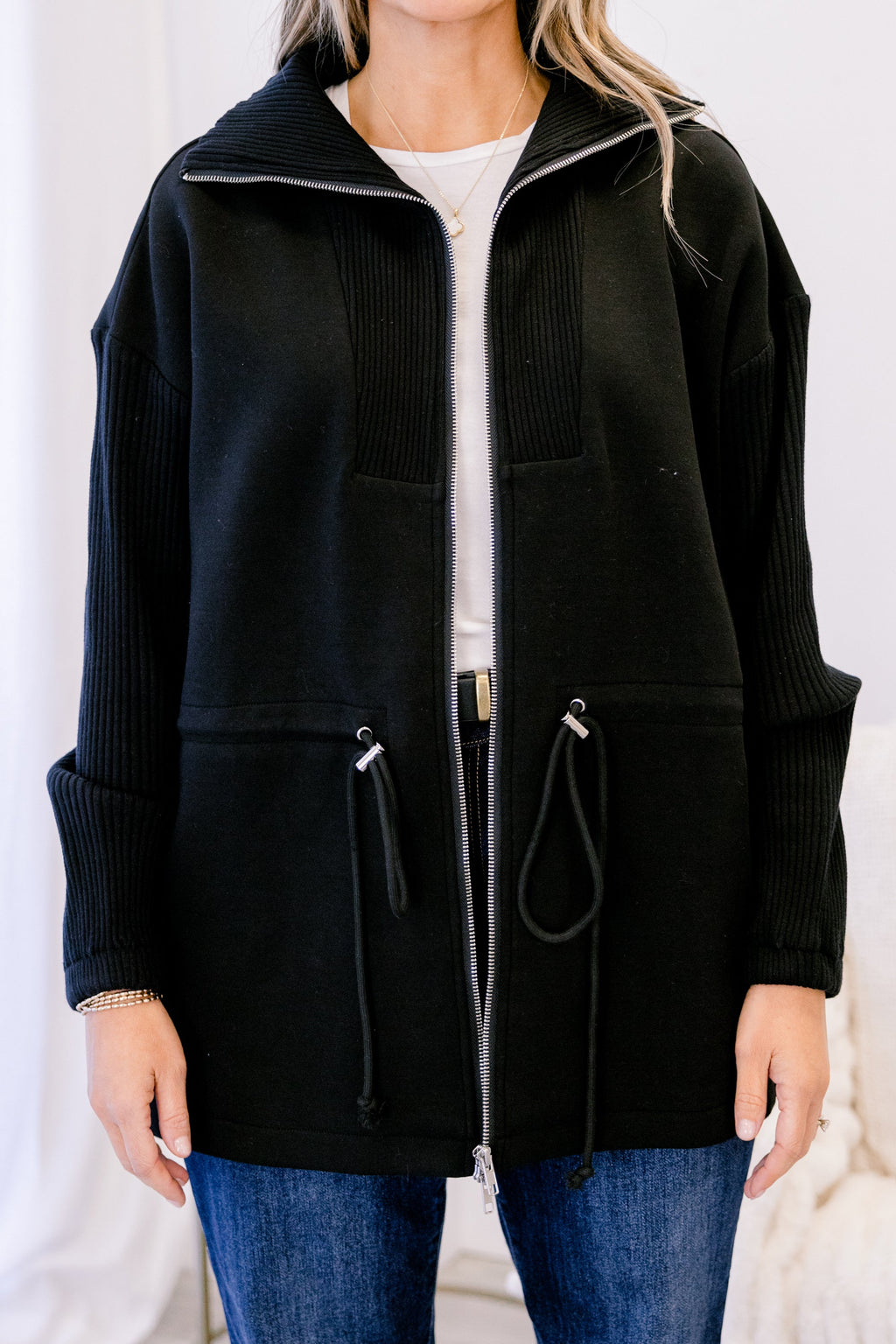 Gather Around The Fire Jacket, Black