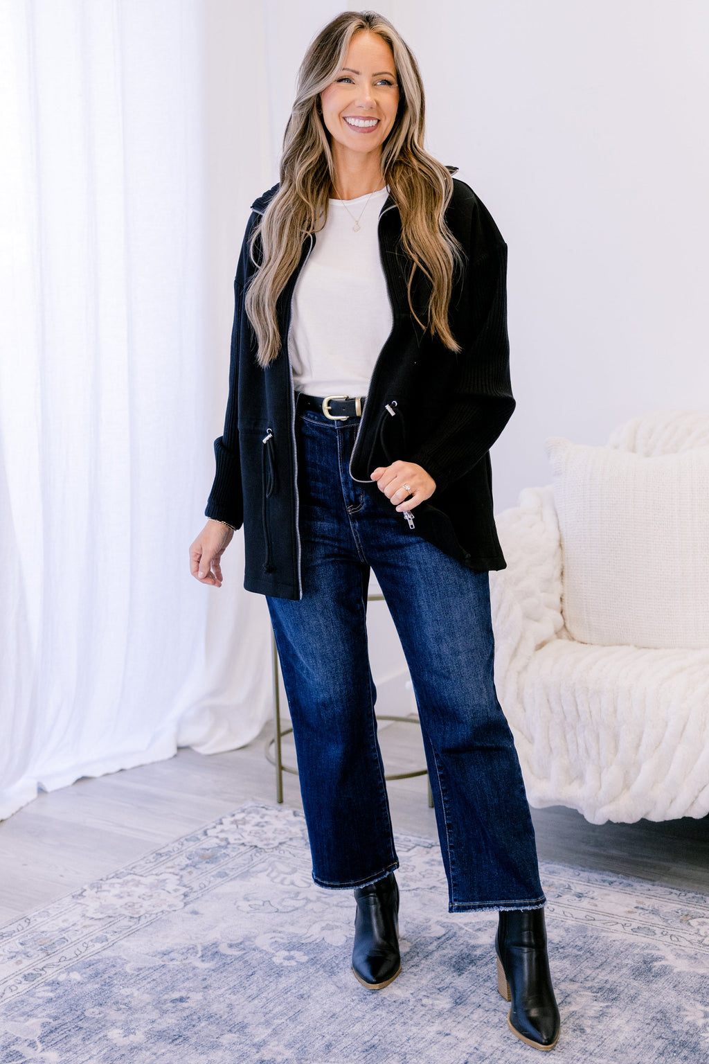 Gather Around The Fire Jacket, Black