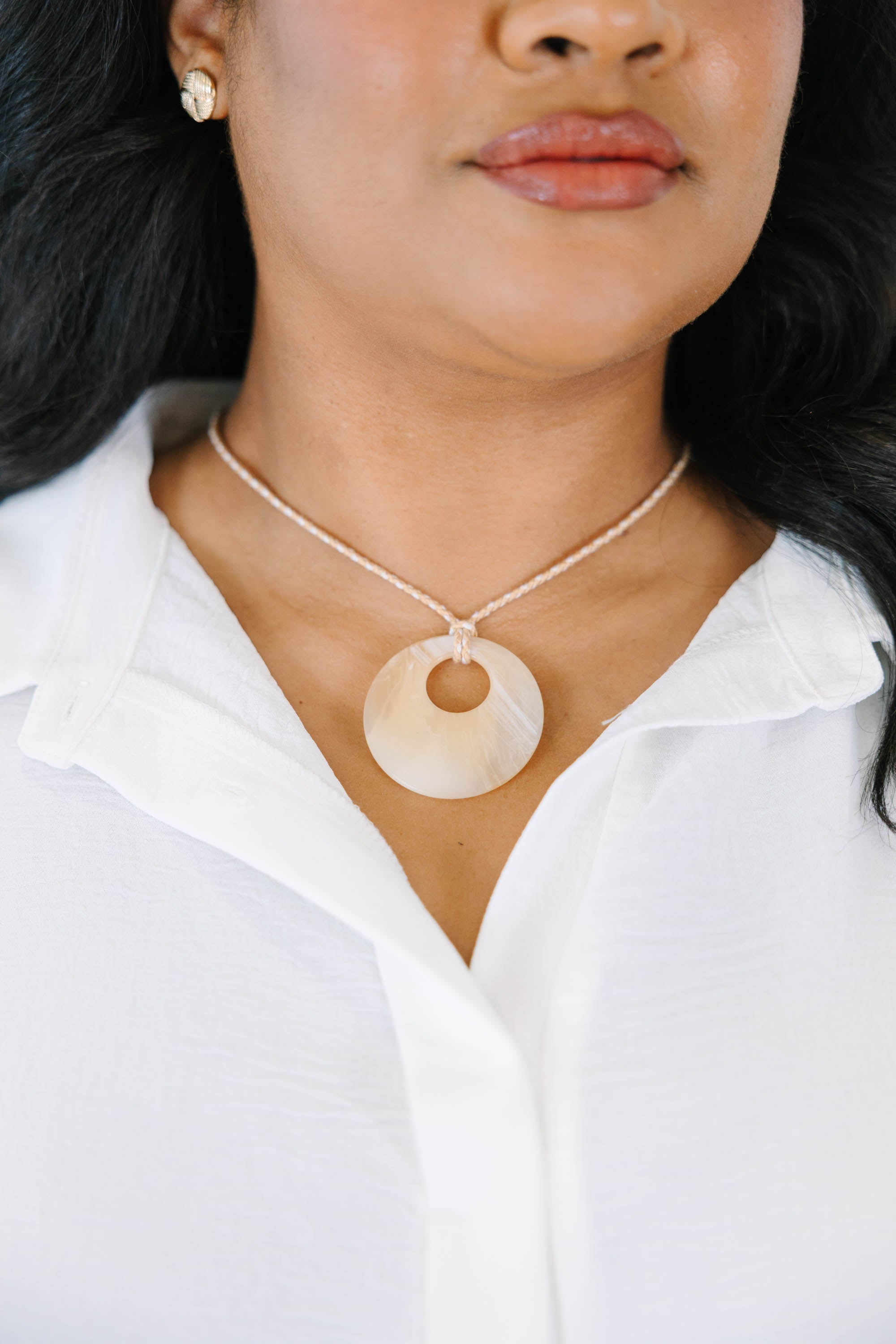 Glow Getter Necklace, Natural