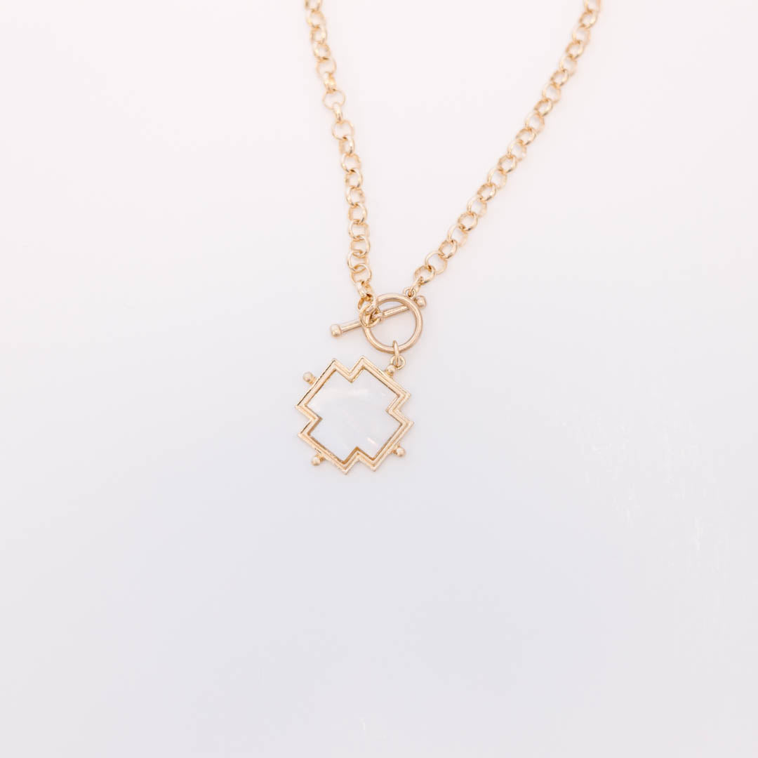 Golden Grace Necklace, Pearl