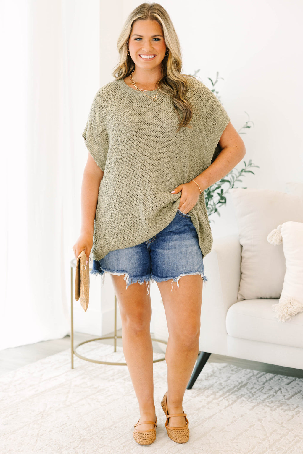 Hands On Shorts, Medium Wash