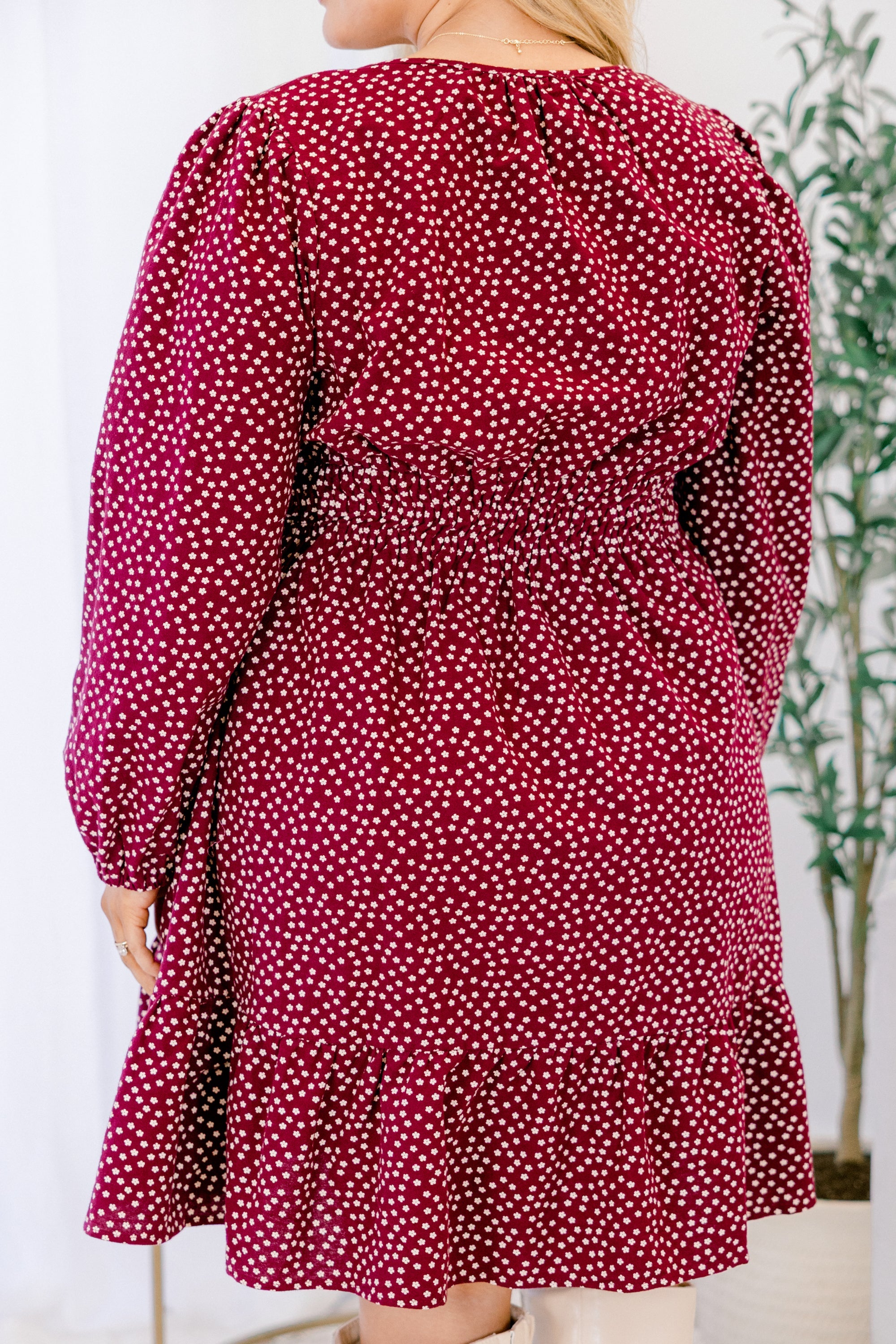 Hold On To This Dress, Red