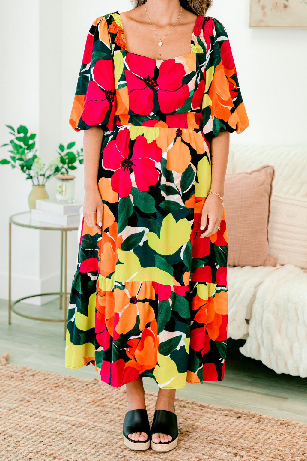 I Still See You Around Dress, Black