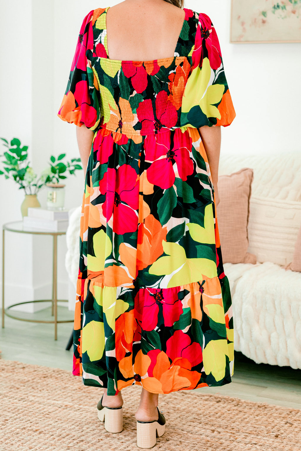 I Still See You Around Dress, Black