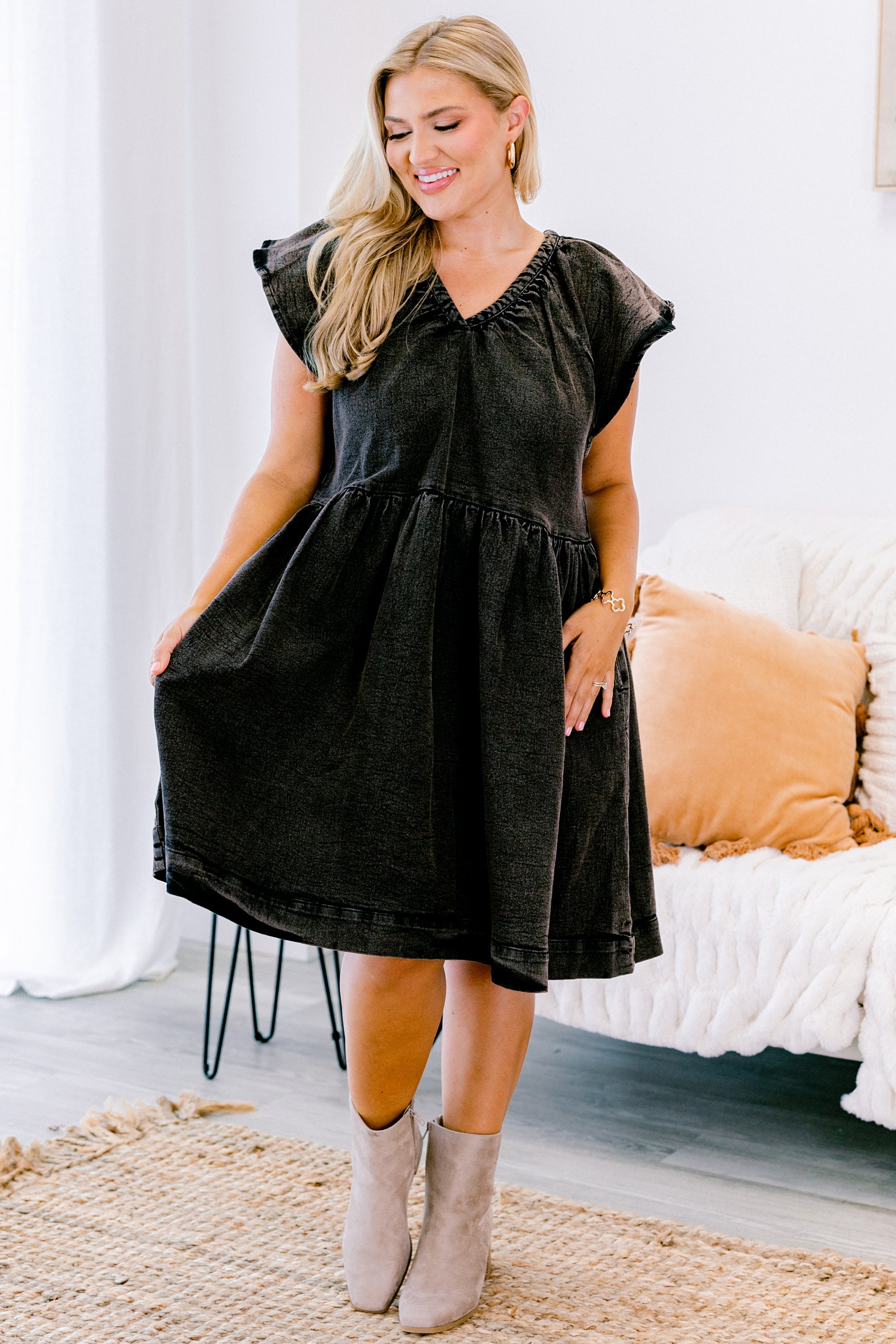 Joy of Simplicity Dress, Black
