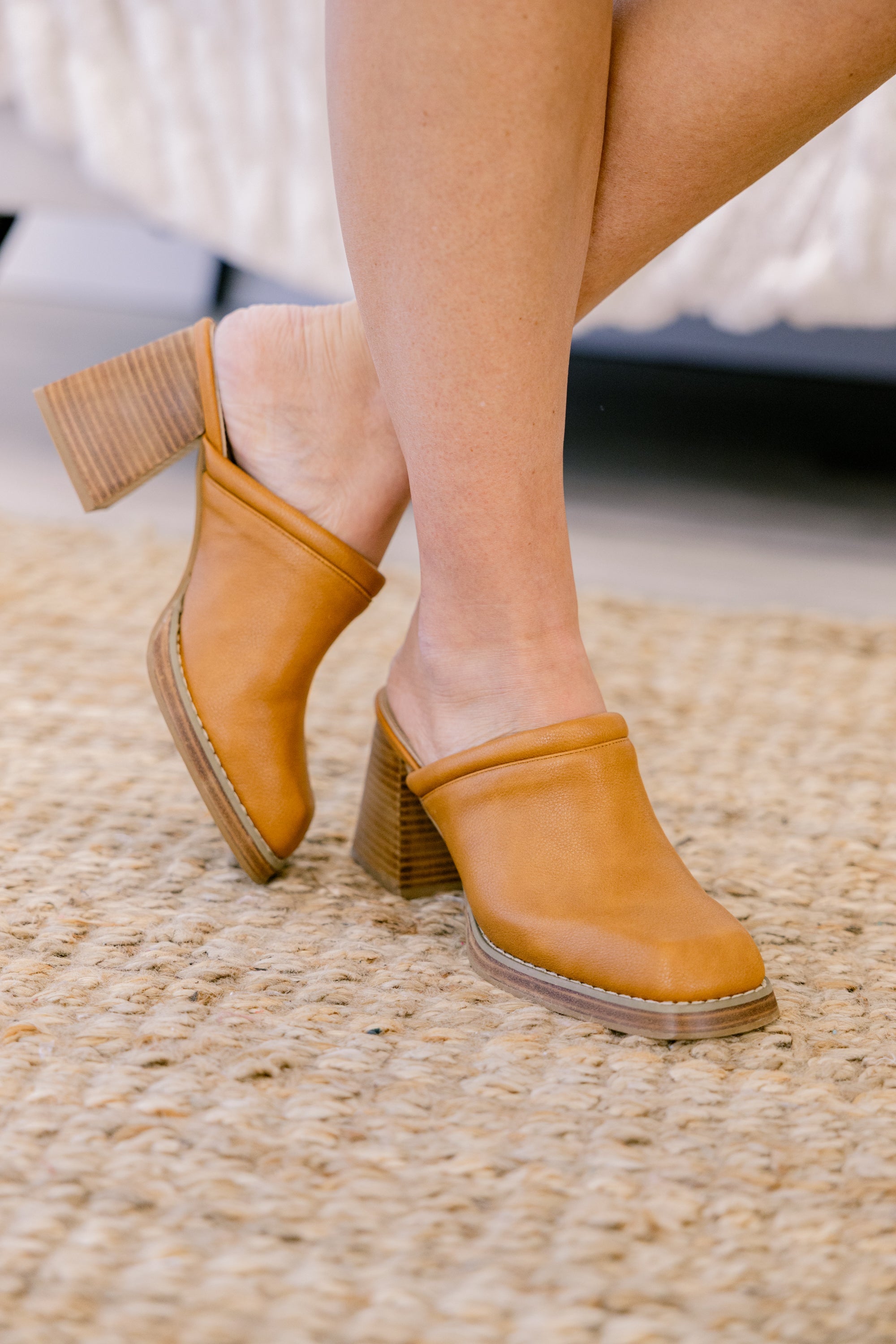 Just Wing It Clogs, Camel