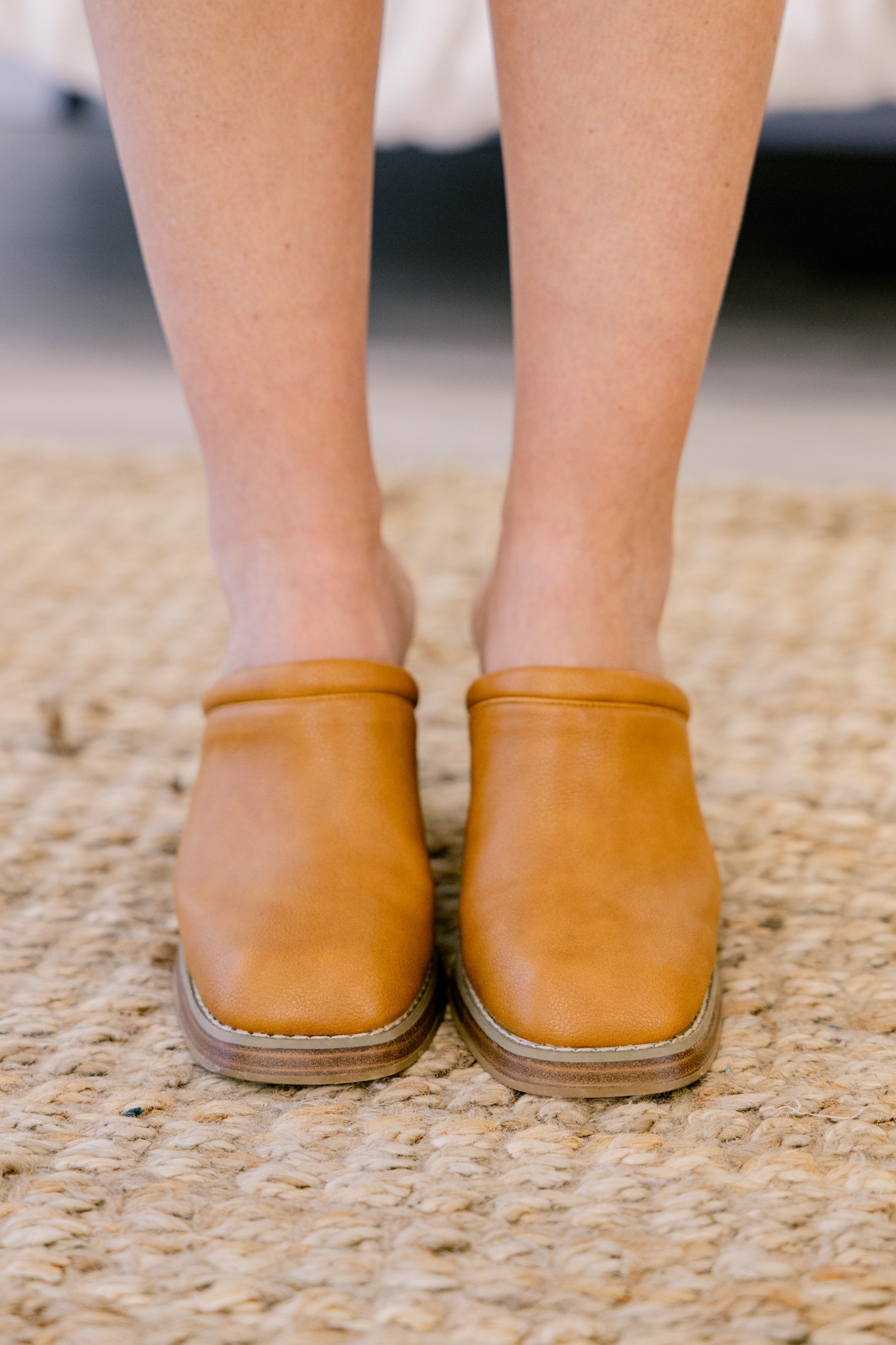 Just Wing It Clogs, Camel