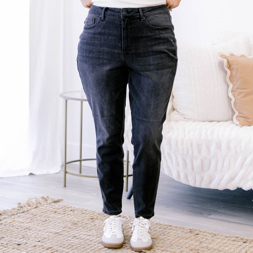 Judy Blue: Speak Up Jeans, Black