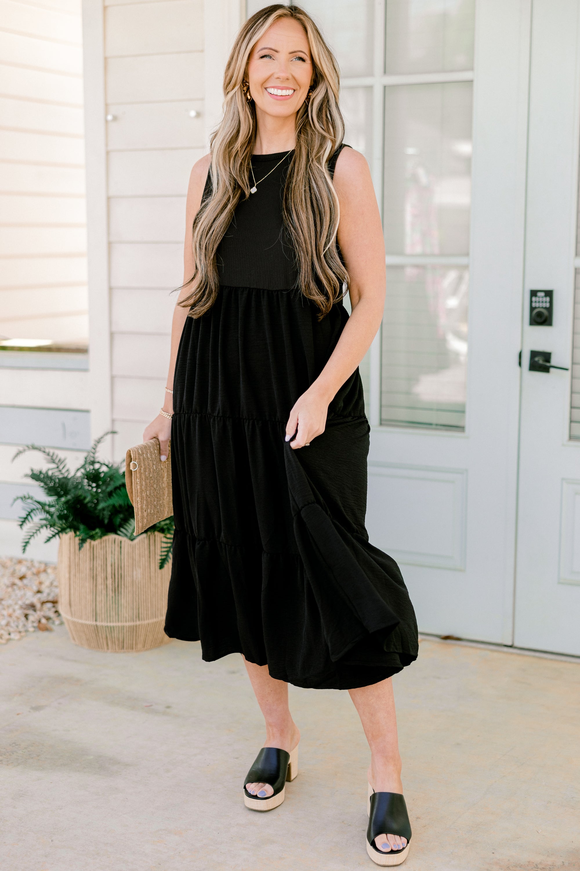 Keep It Up Dress, Black