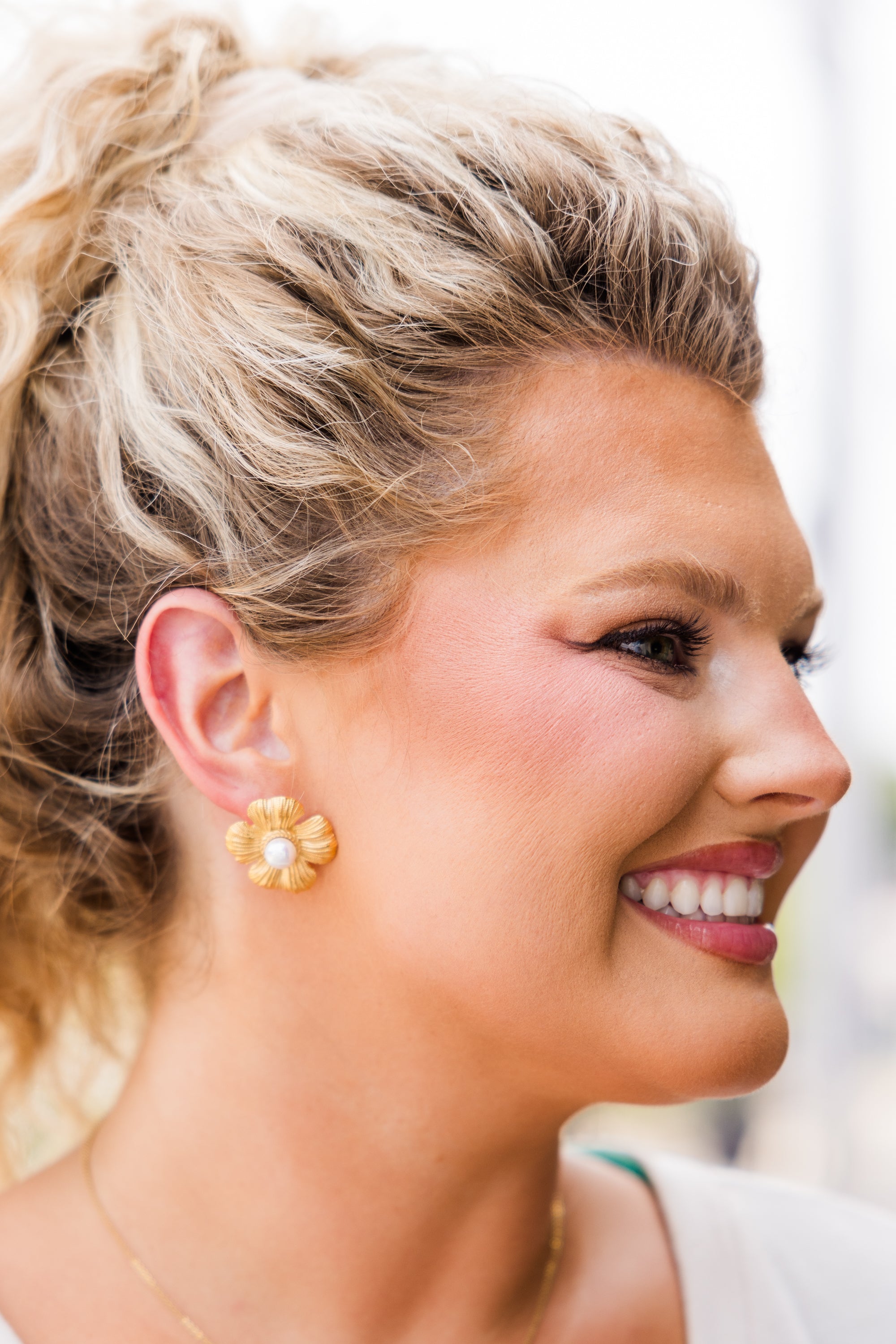 Lauren Kenzie: My Favorite Hello Earrings, Gold