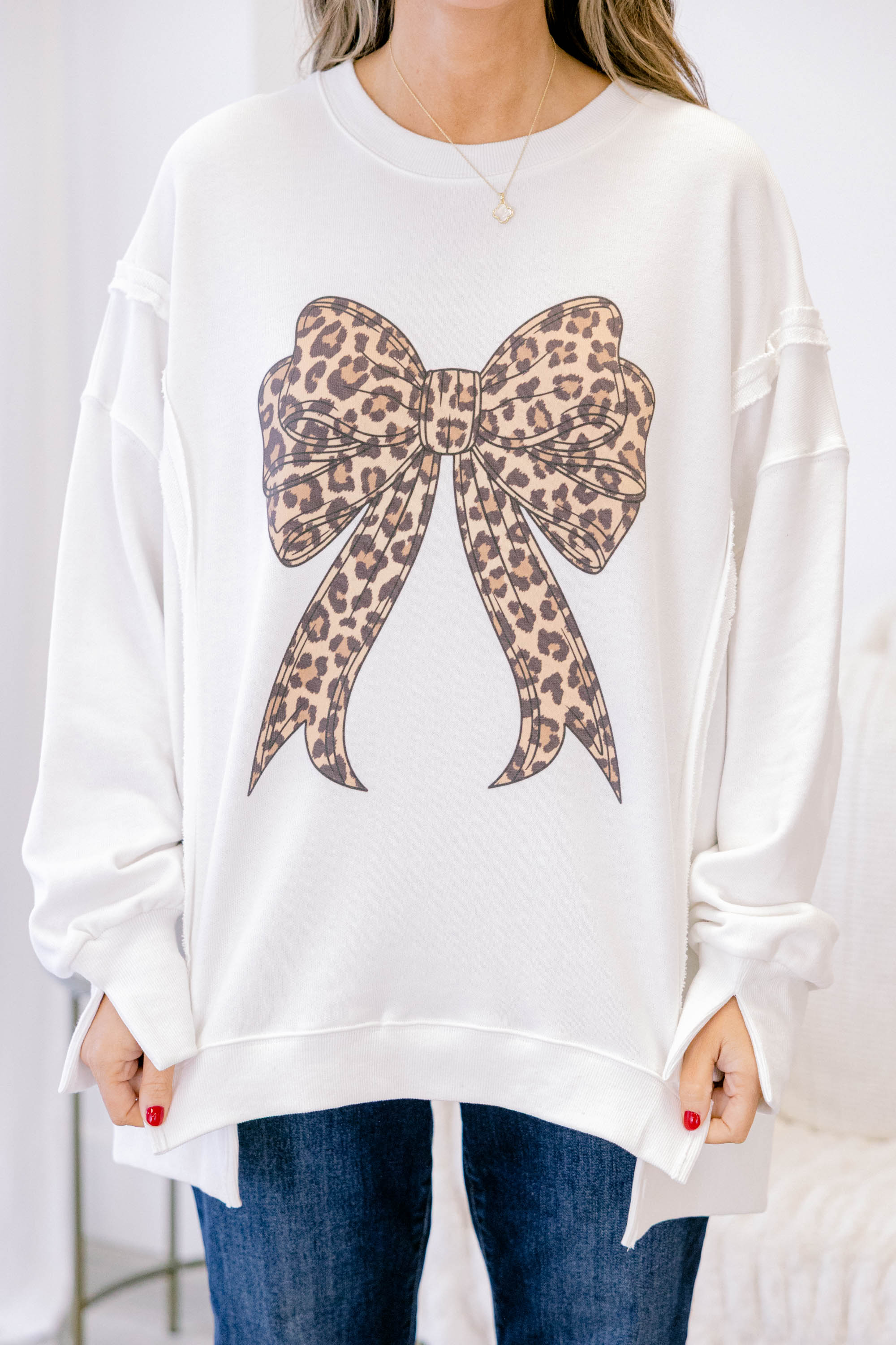 Leopard Girl Comfy Crew, Ivory