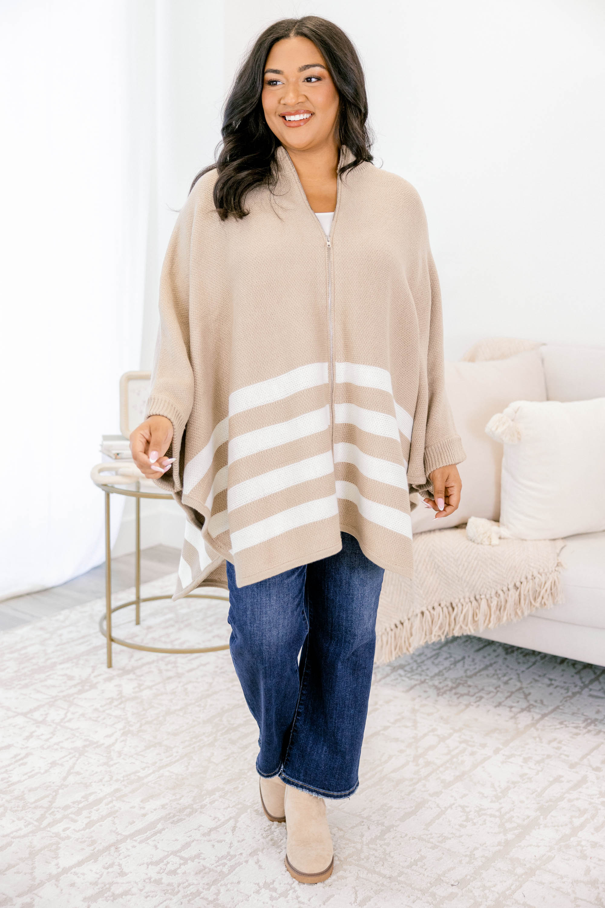 Living The Dream Poncho, Taupe