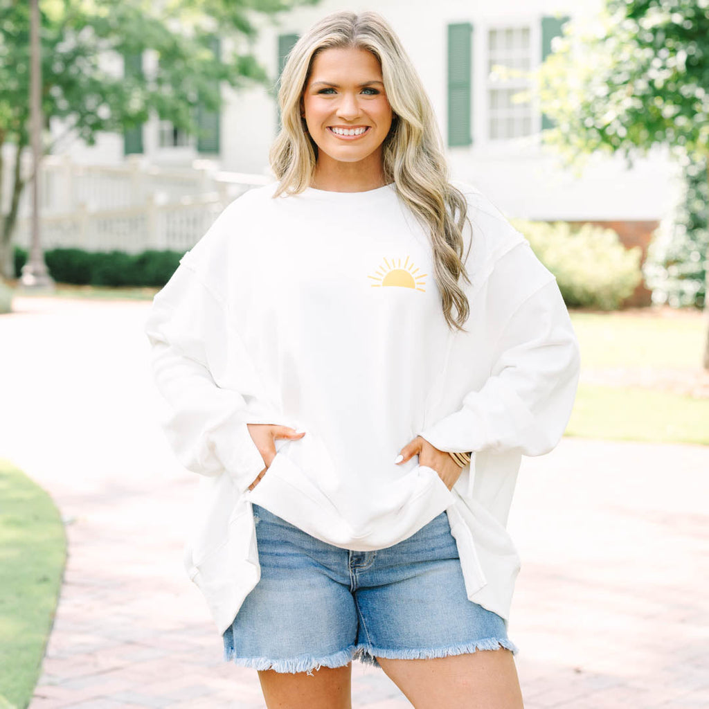 Looking for Sunny Days Comfy Crew, Ivory