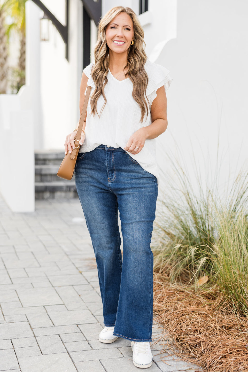Lost In The Details Jeans, Dark Wash